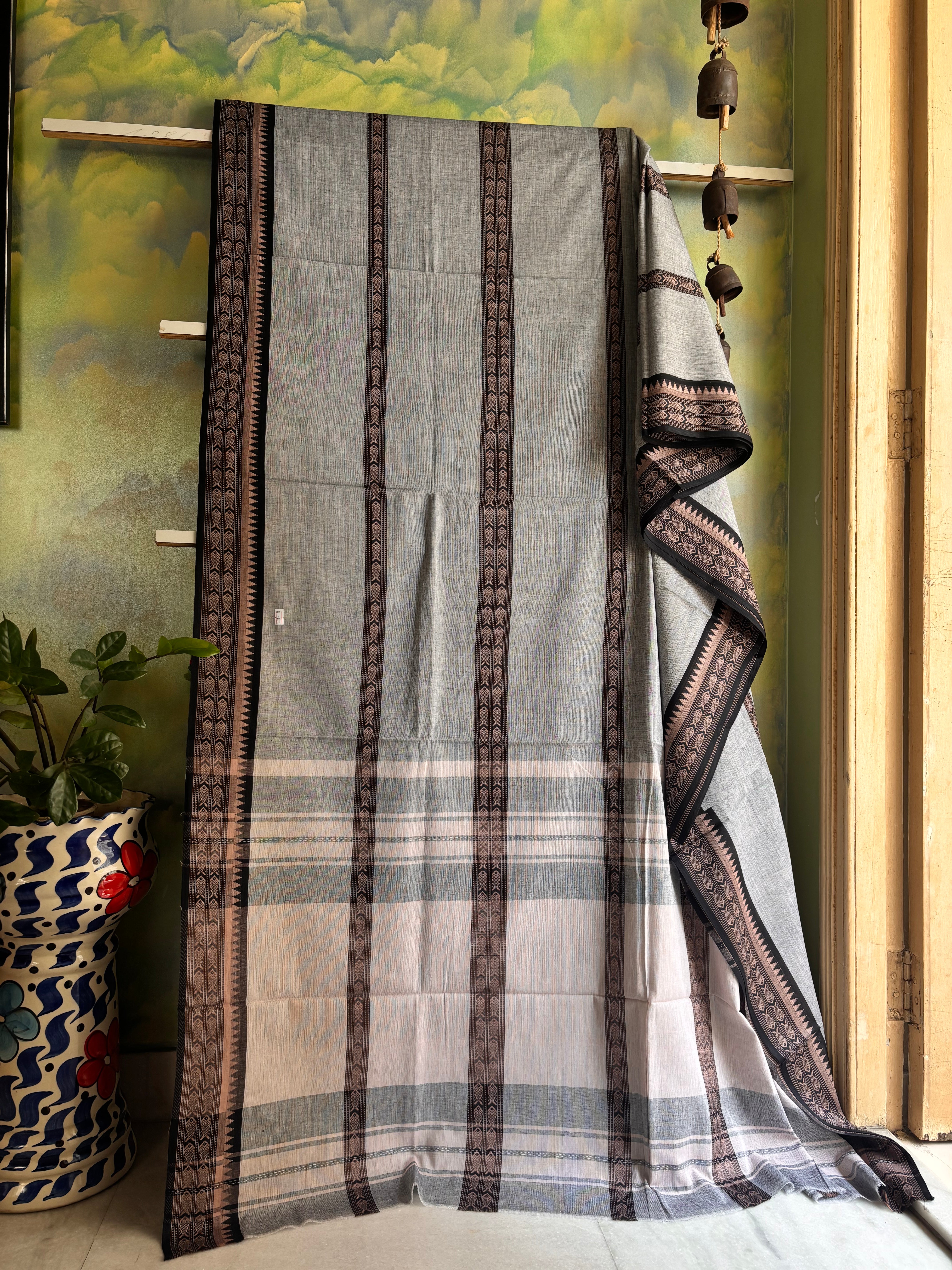 Handwoven Grey Colour Cotton Dhonekhali Saree