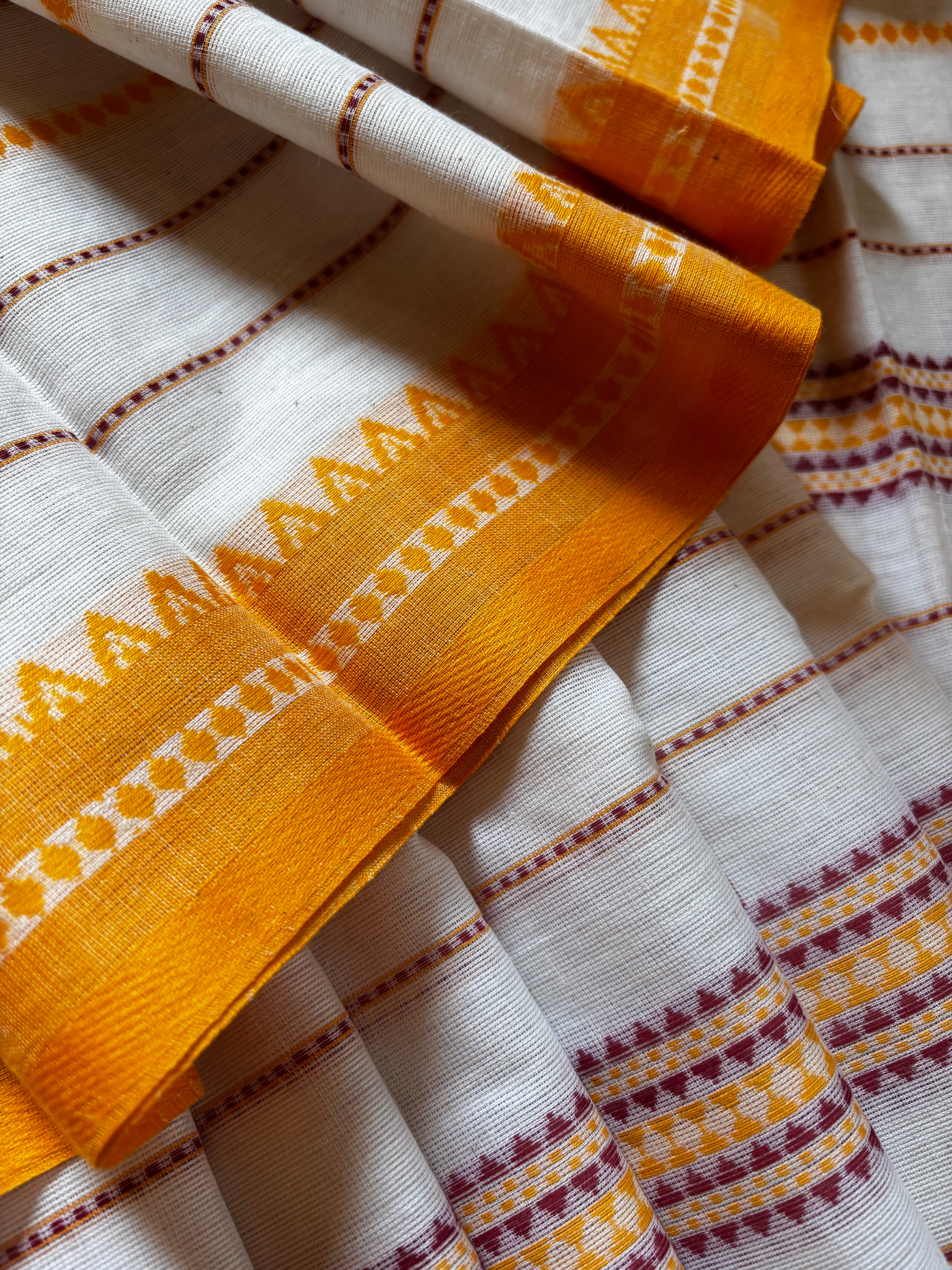 Handwoven White Maroon Dhonekhali Cotton Saree