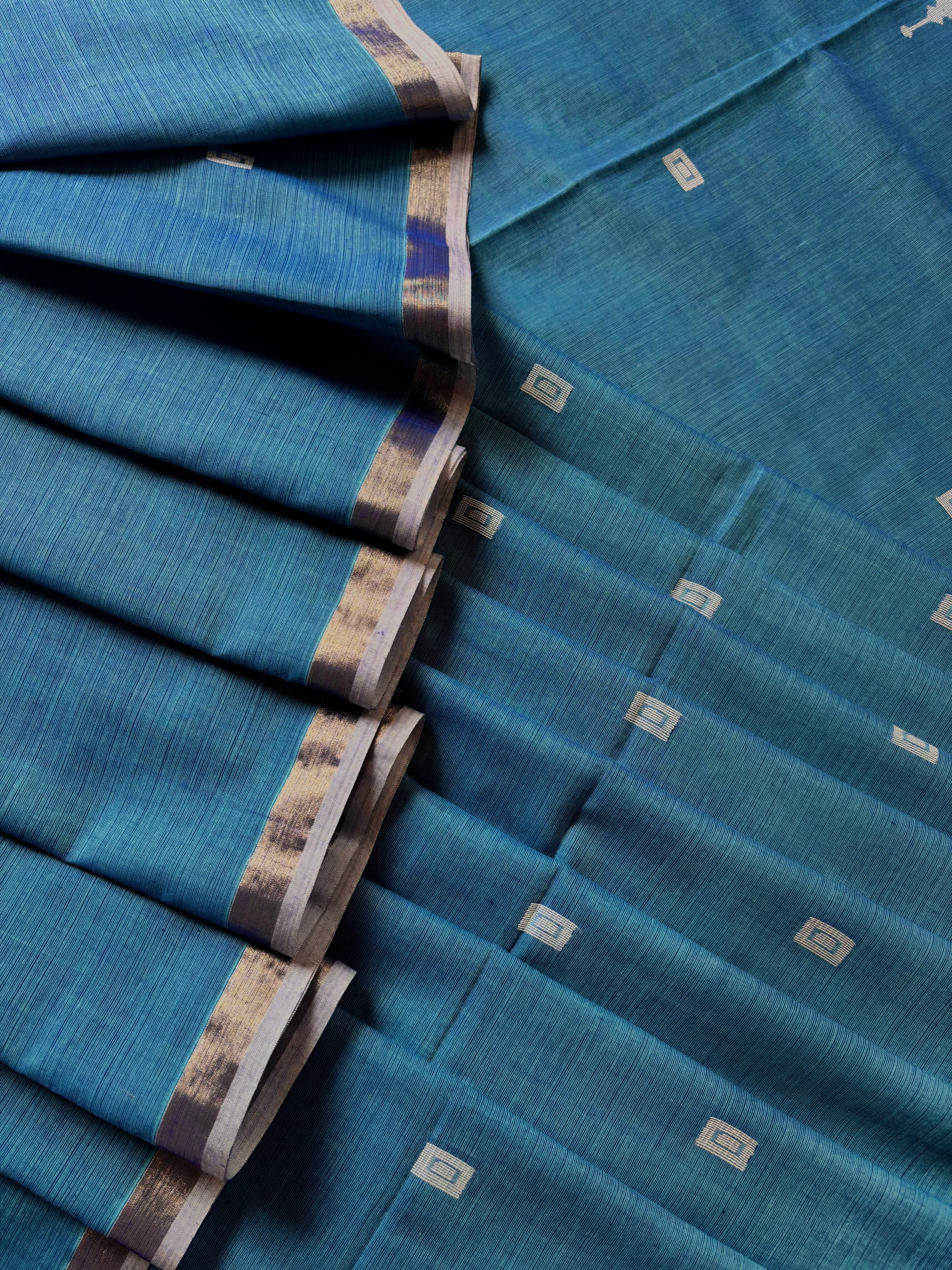 Handwoven Light Blue Colour Cotton Jamdani Saree