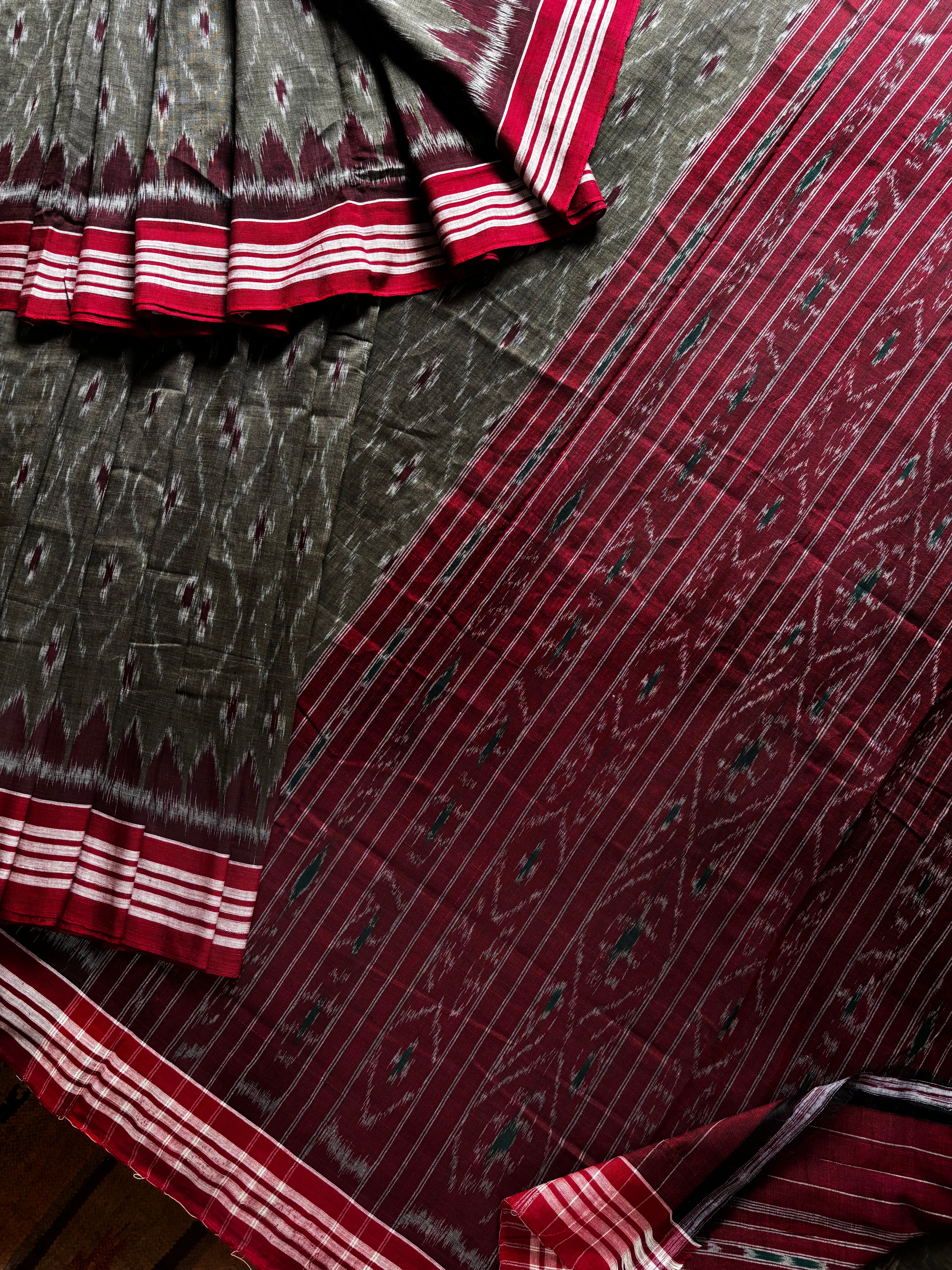 Handwoven Grey Red Odisha Cotton Ikkat Saree