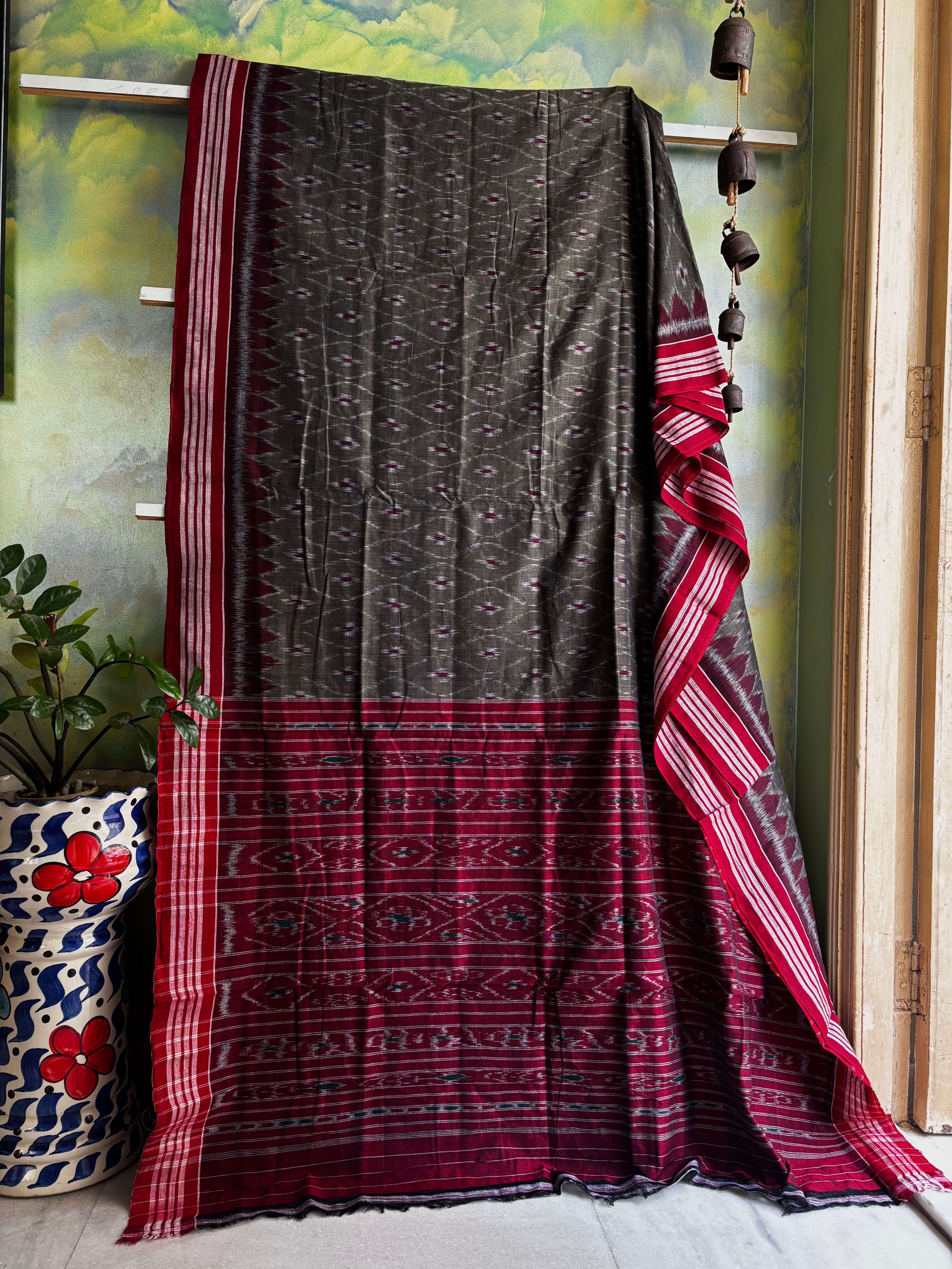 Handwoven Grey Red Odisha Cotton Ikkat Saree