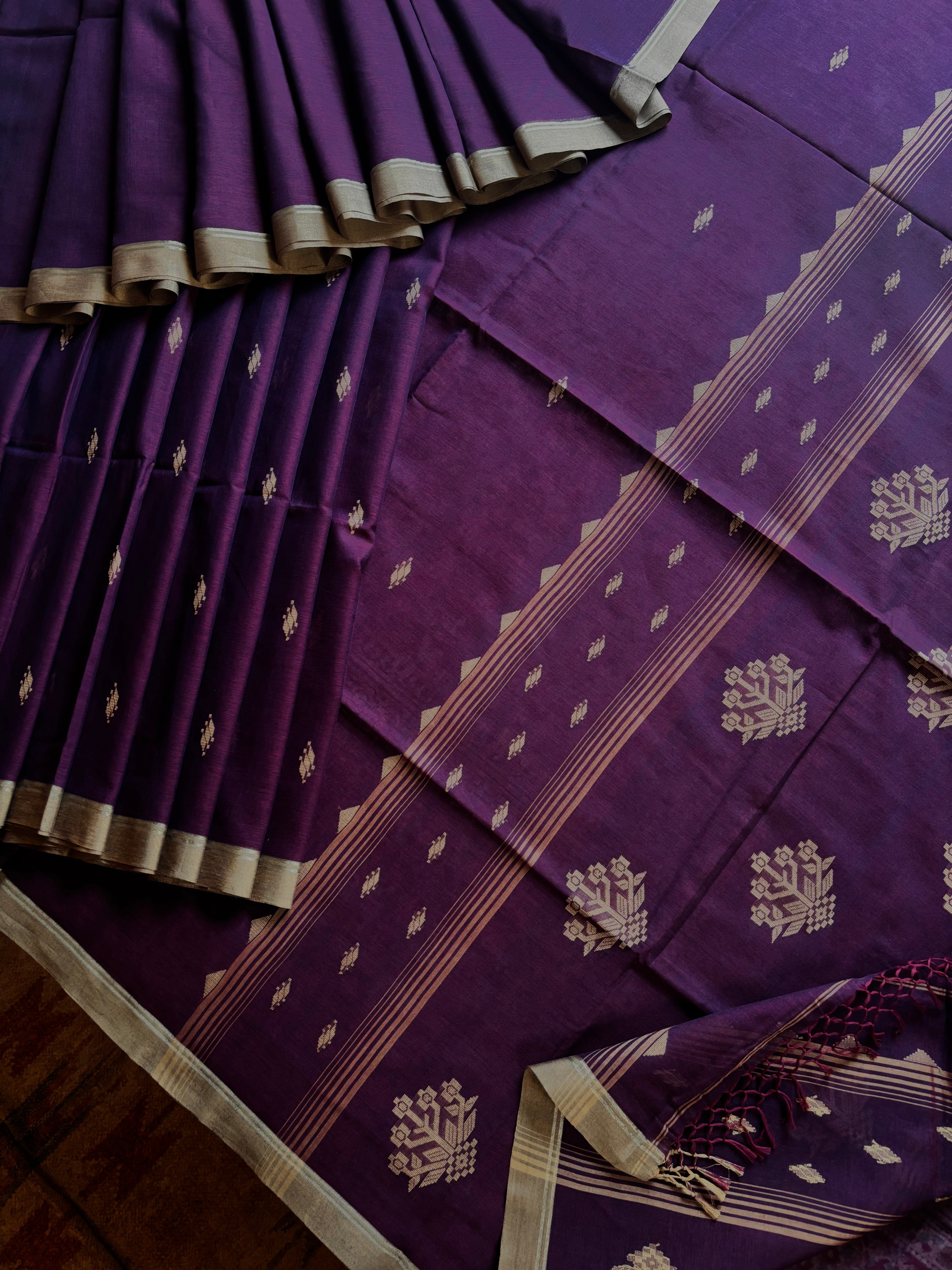 Handwoven Dark Plum Colour Cotton Jamdani Saree