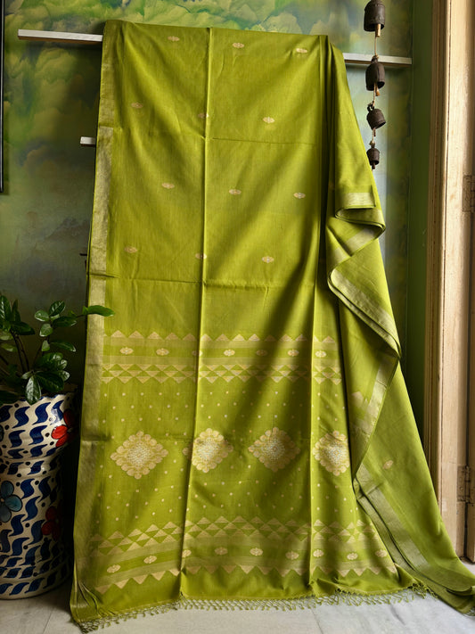 Handwoven Light Green Cotton Jamdani Saree