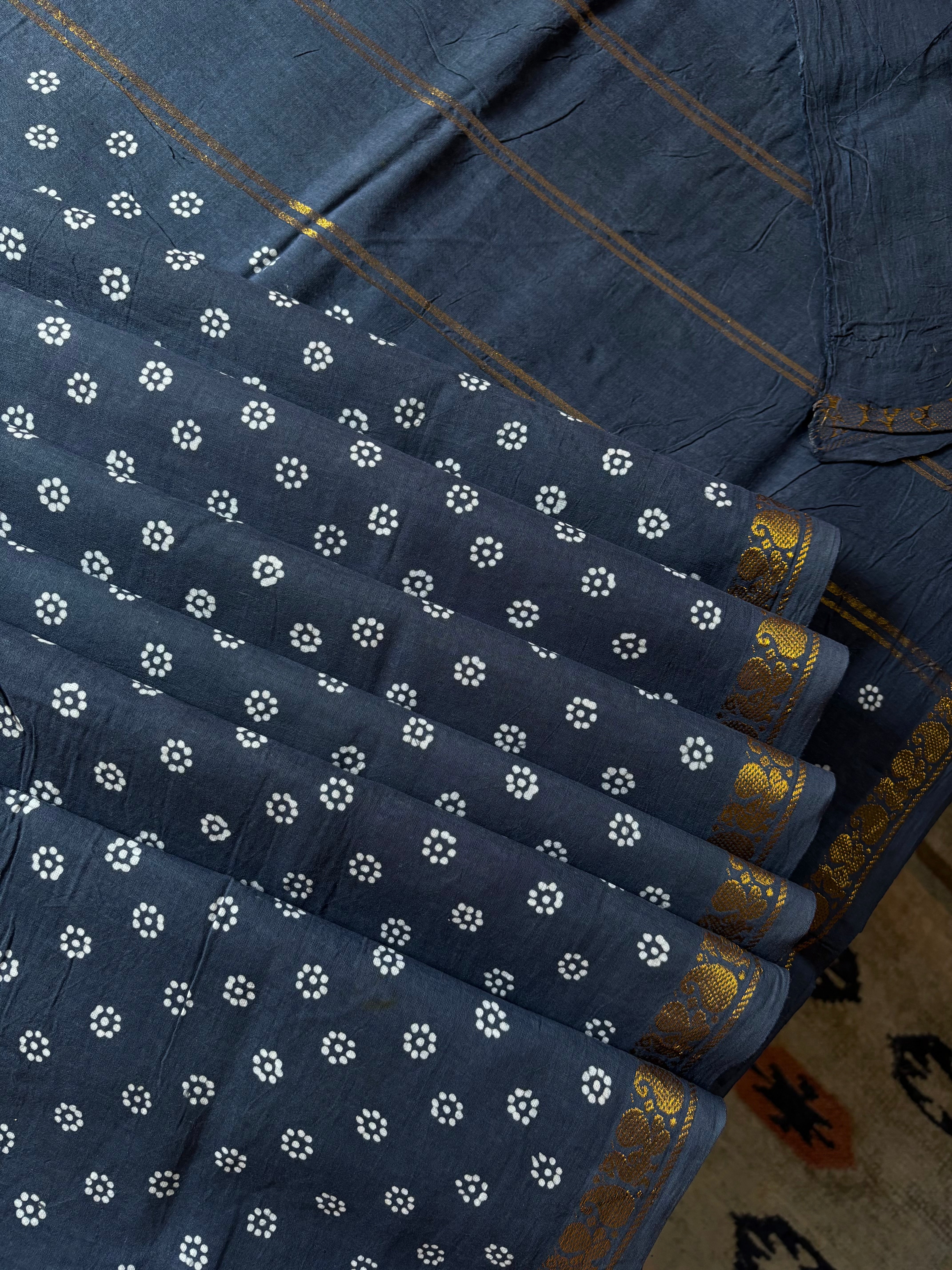Bluish Grey Colour Cotton Sungudi Saree