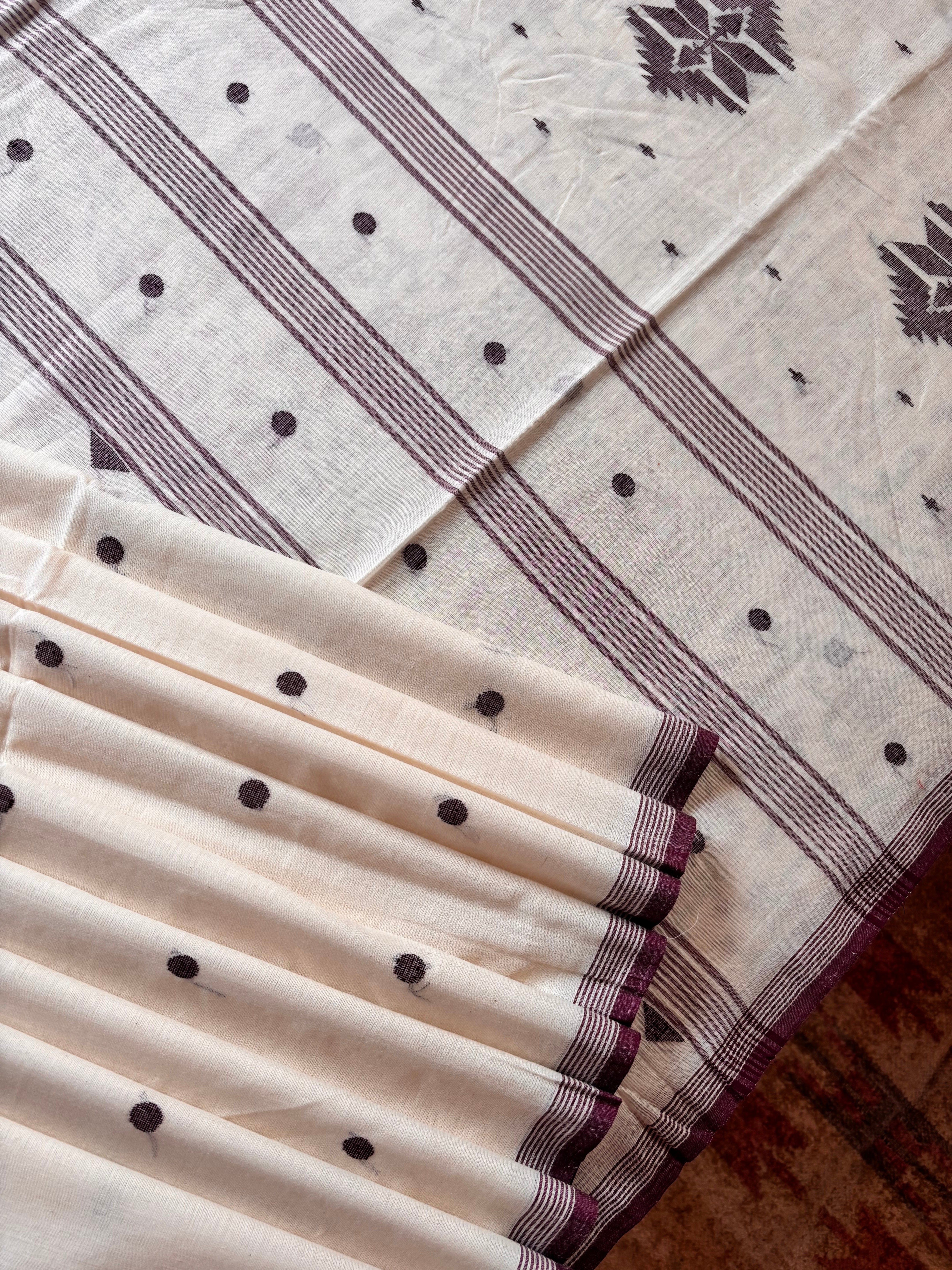 Handwoven Cream Colour Cotton Jamdani Saree