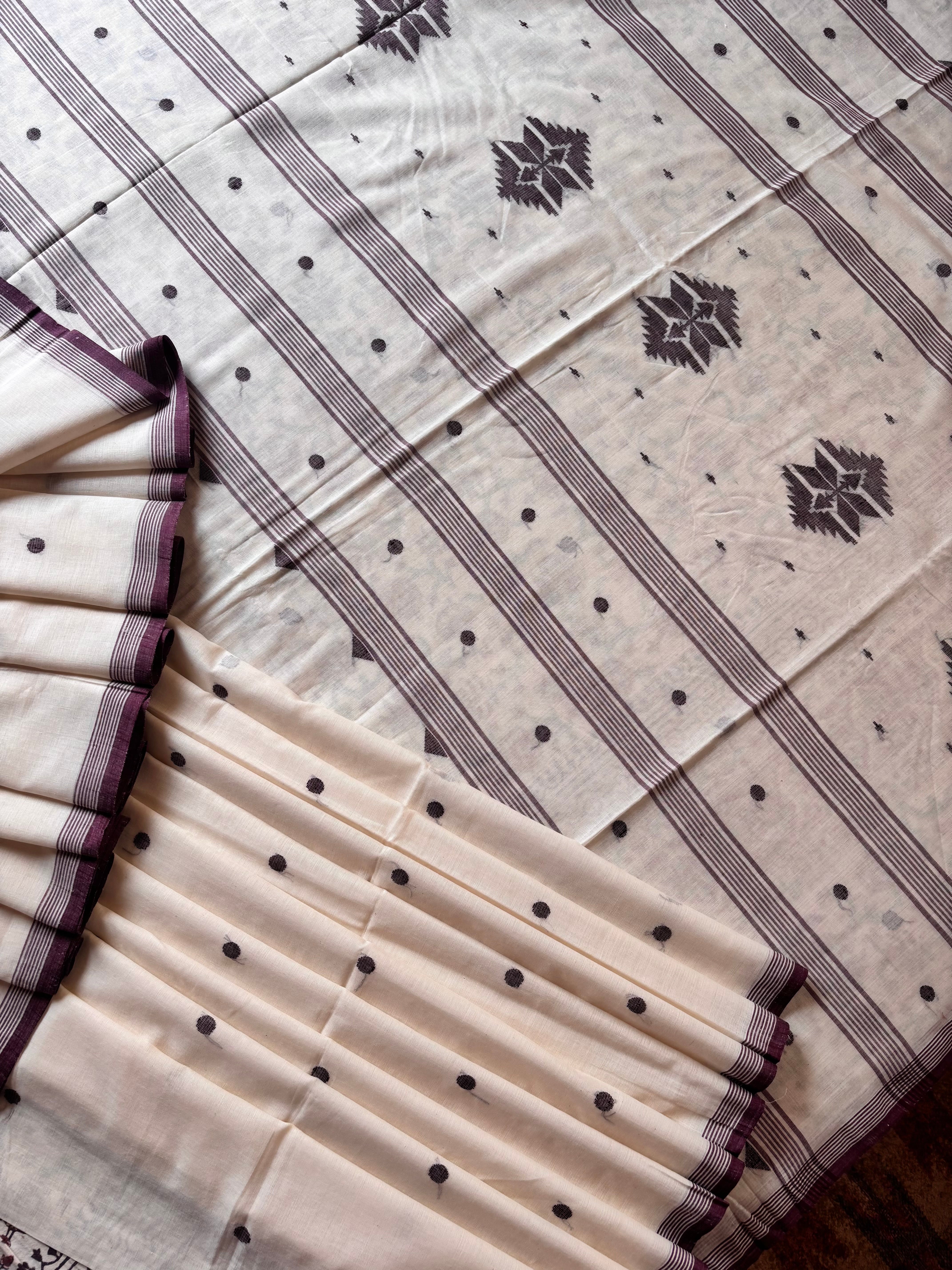 Handwoven Cream Colour Cotton Jamdani Saree