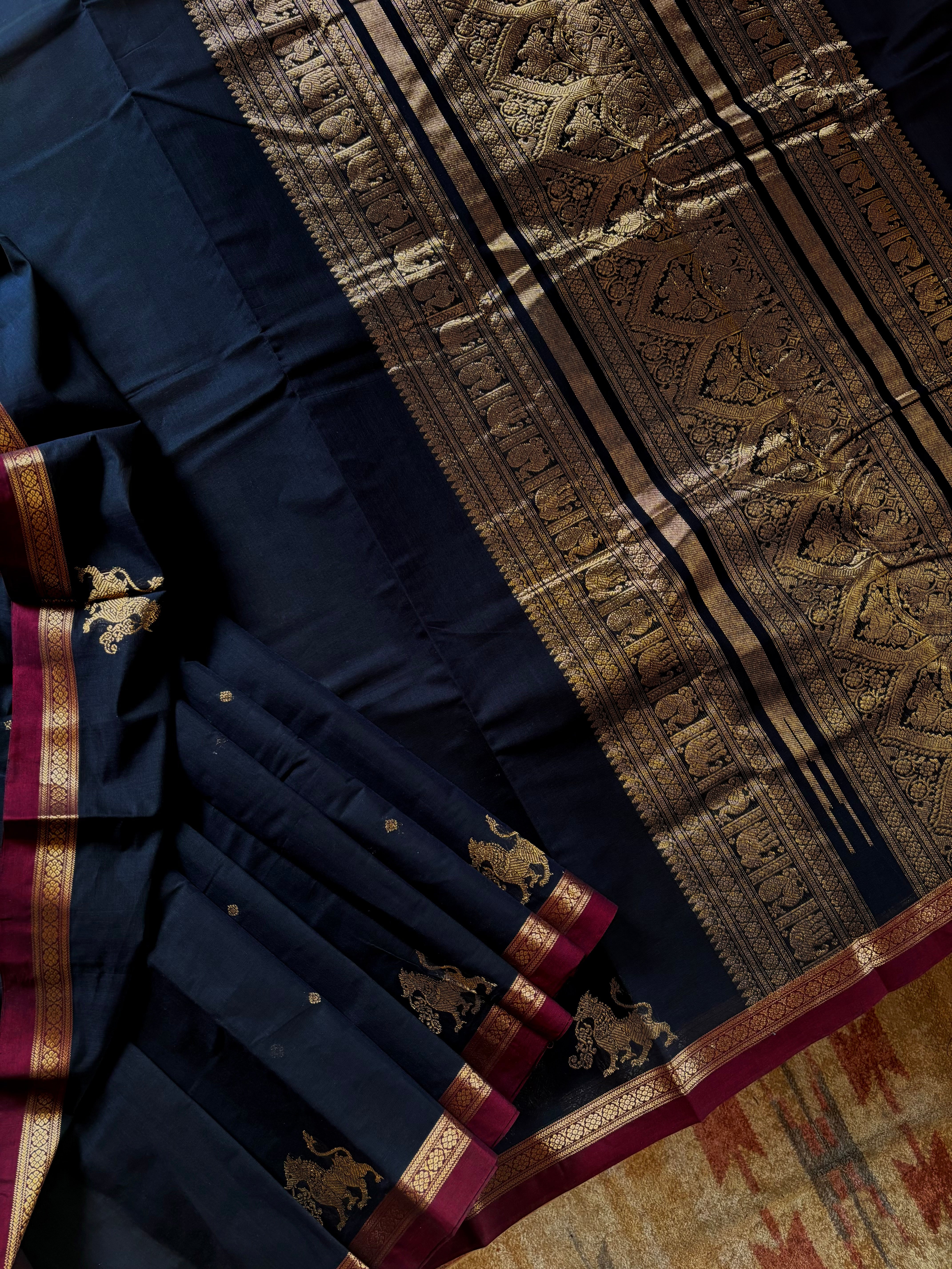 Handwoven Navy Blue Kanchipuram Cotton Saree
