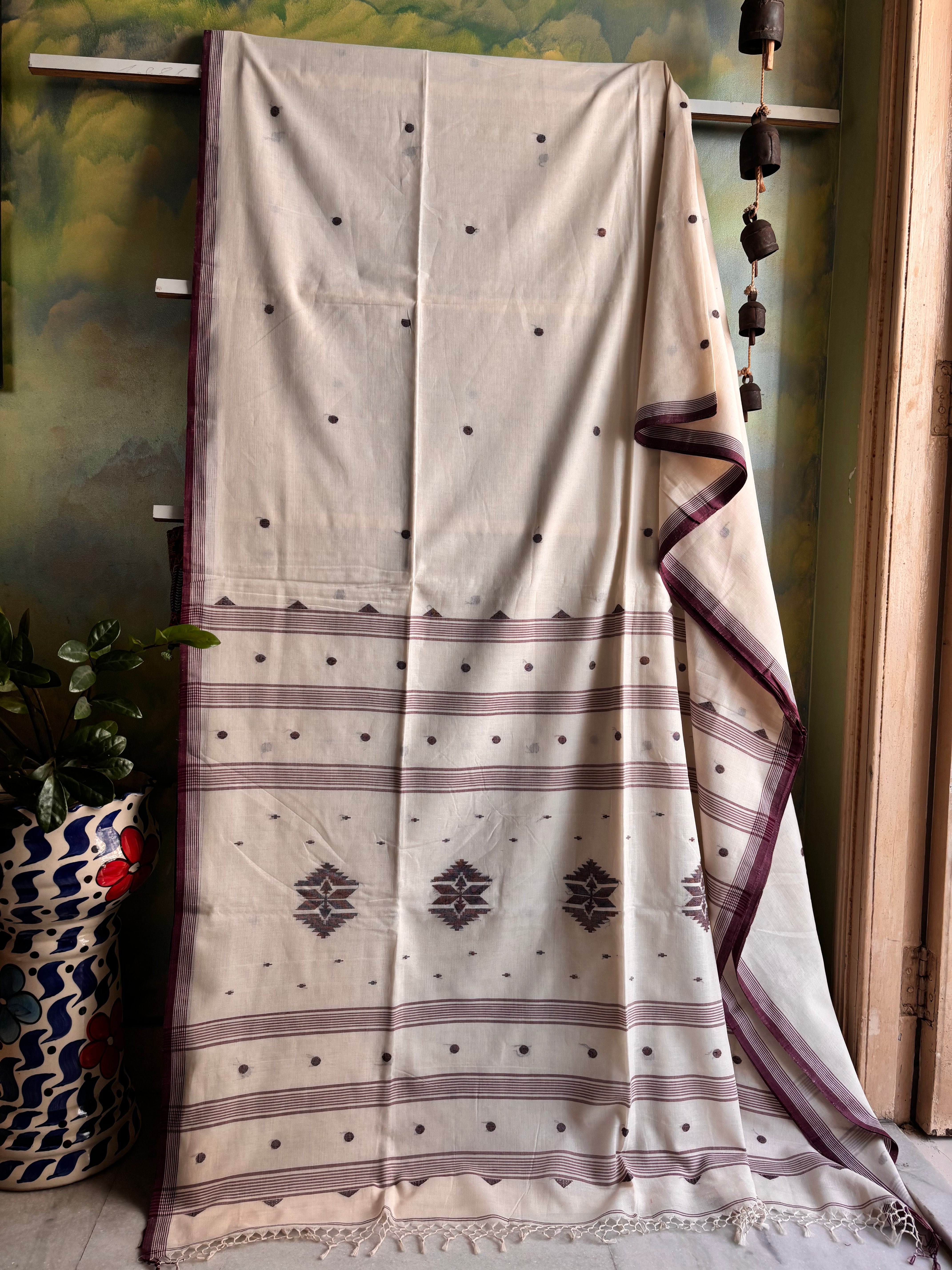 Handwoven Cream Colour Cotton Jamdani Saree