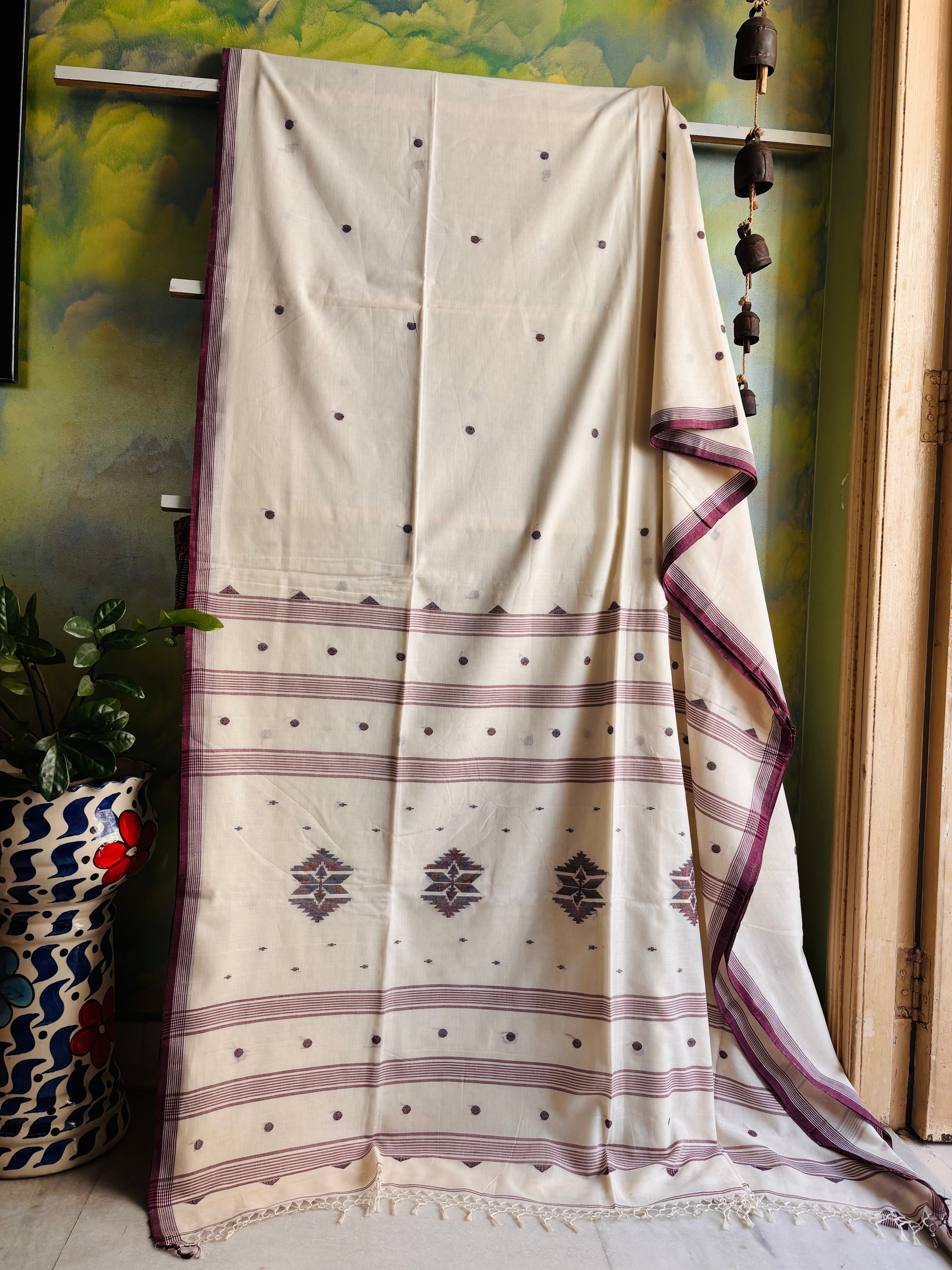 Handwoven Cream Colour Cotton Jamdani Saree