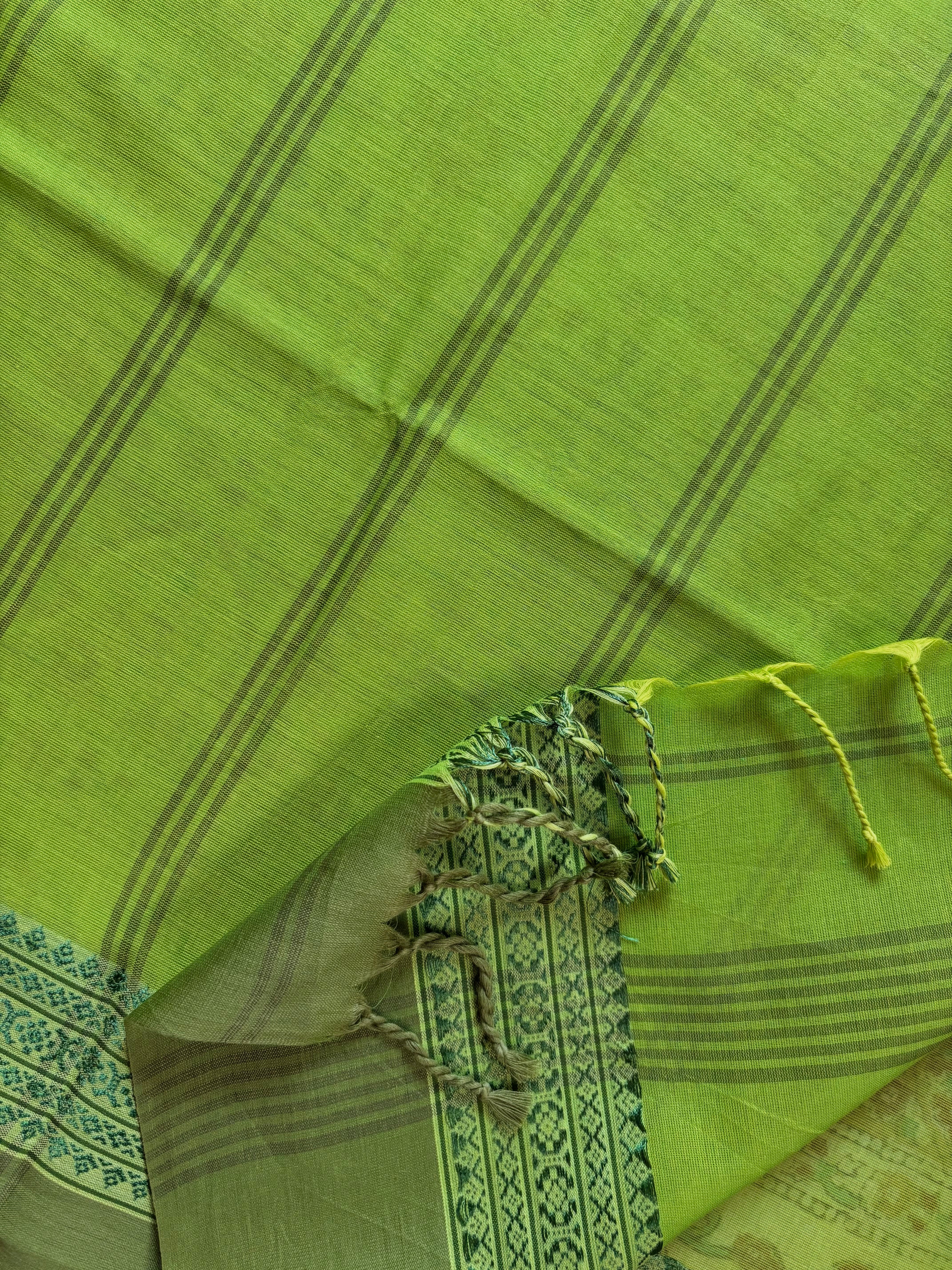 Handwoven Green Colour Phulia Cotton Saree