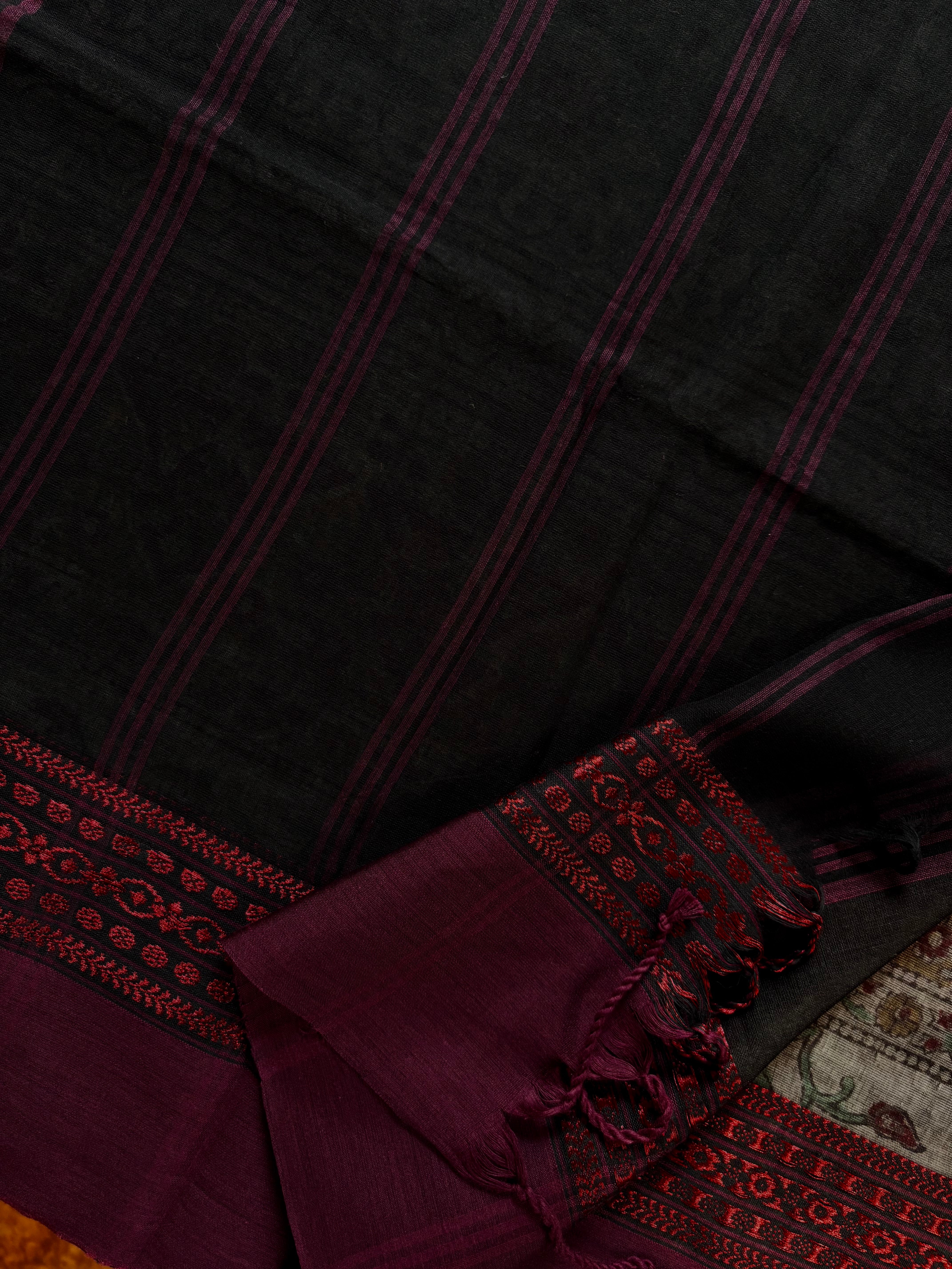 Handwoven Black Colour Phulia Cotton Saree
