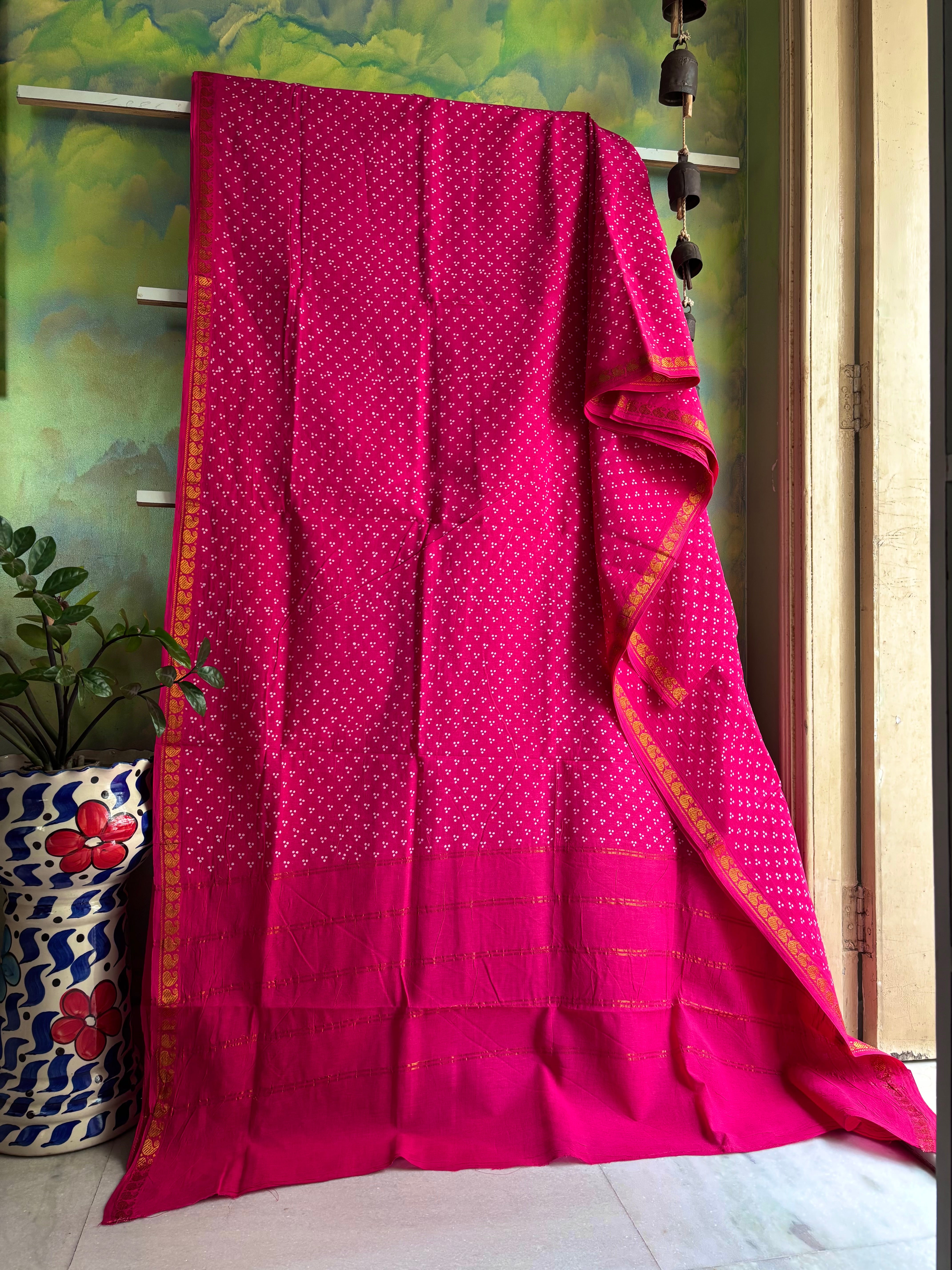 Hot Pink Cotton Sungudi Saree