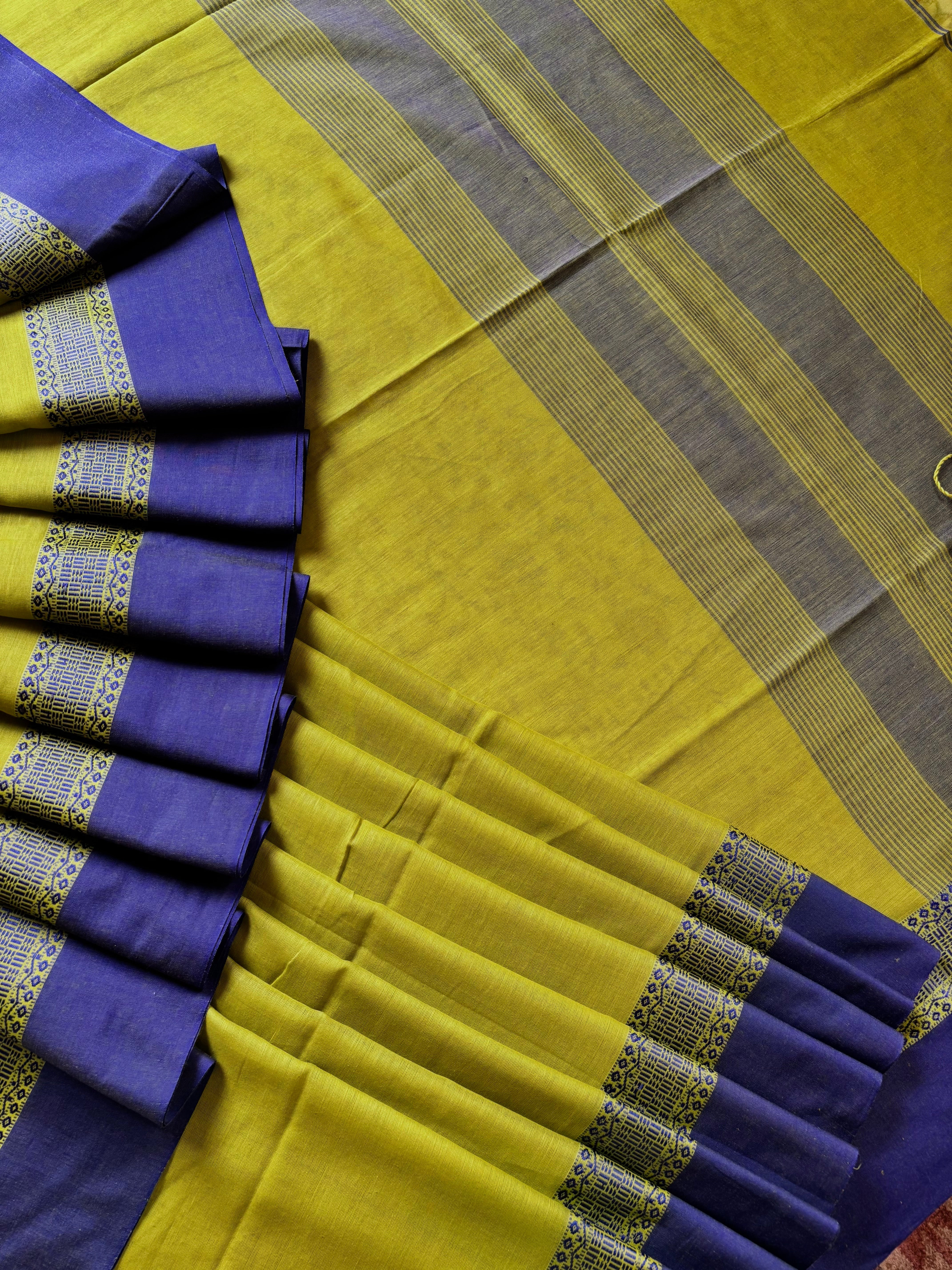 Handwoven Green Colour Phulia Cotton Saree