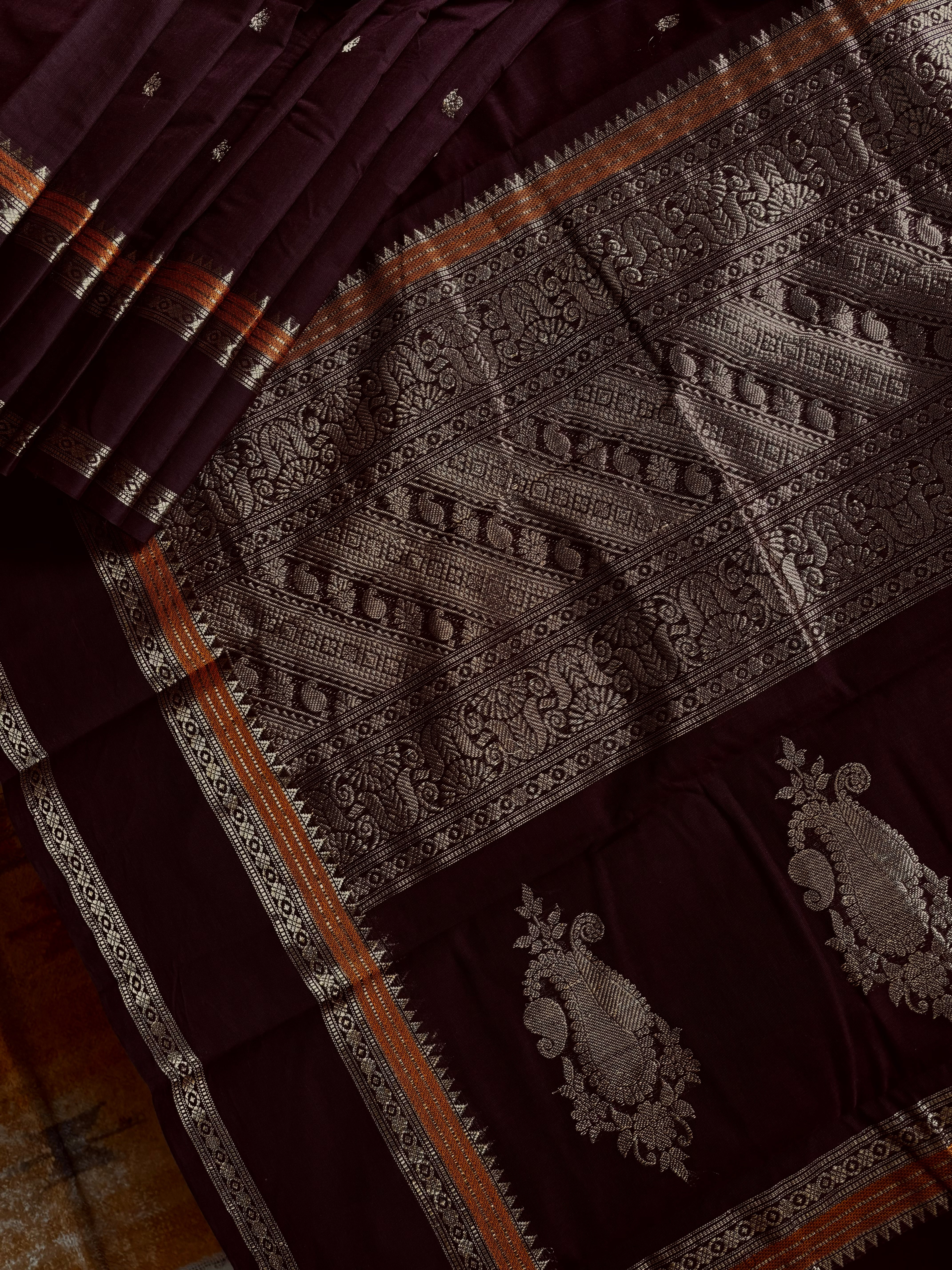 Handwoven Dark Maroonish Brown Kanchipuram Cotton Saree