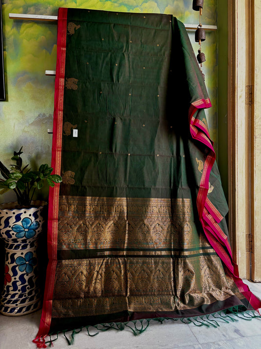 Handwoven Dual Toned Green Colour Kanchipuram Cotton Saree