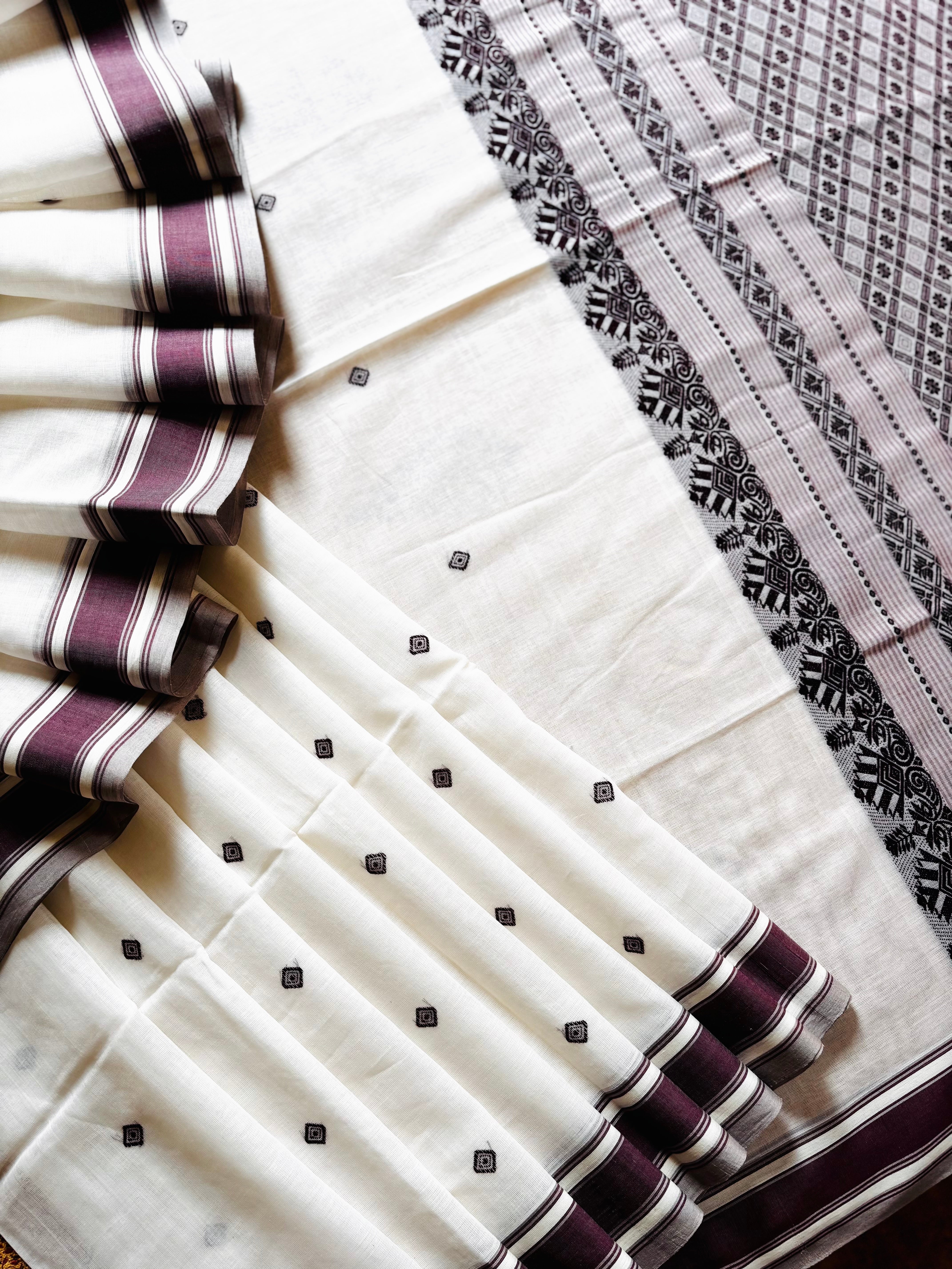 Handwoven White Plum Phulia Cotton Saree