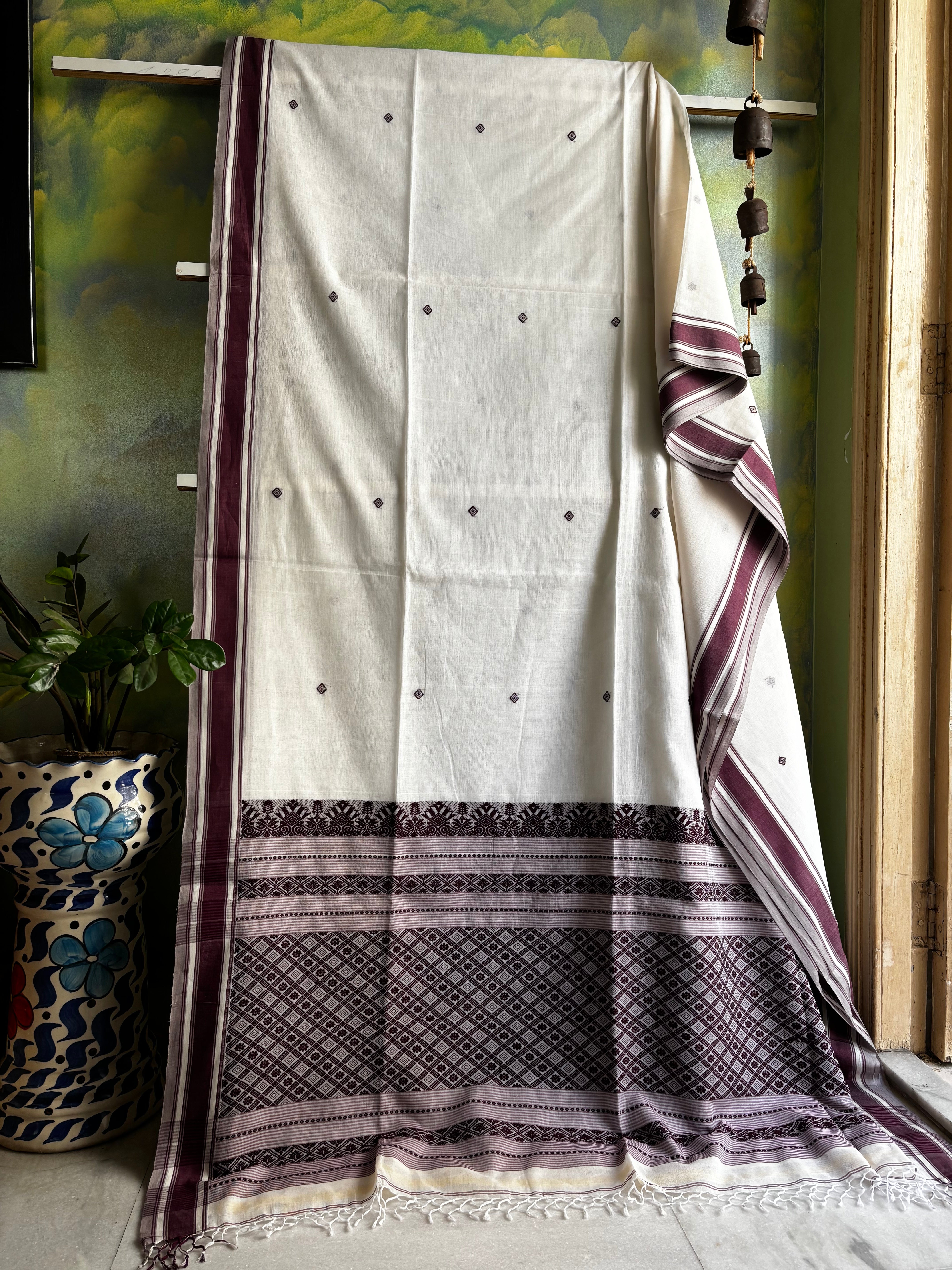 Handwoven White Plum Phulia Cotton Saree