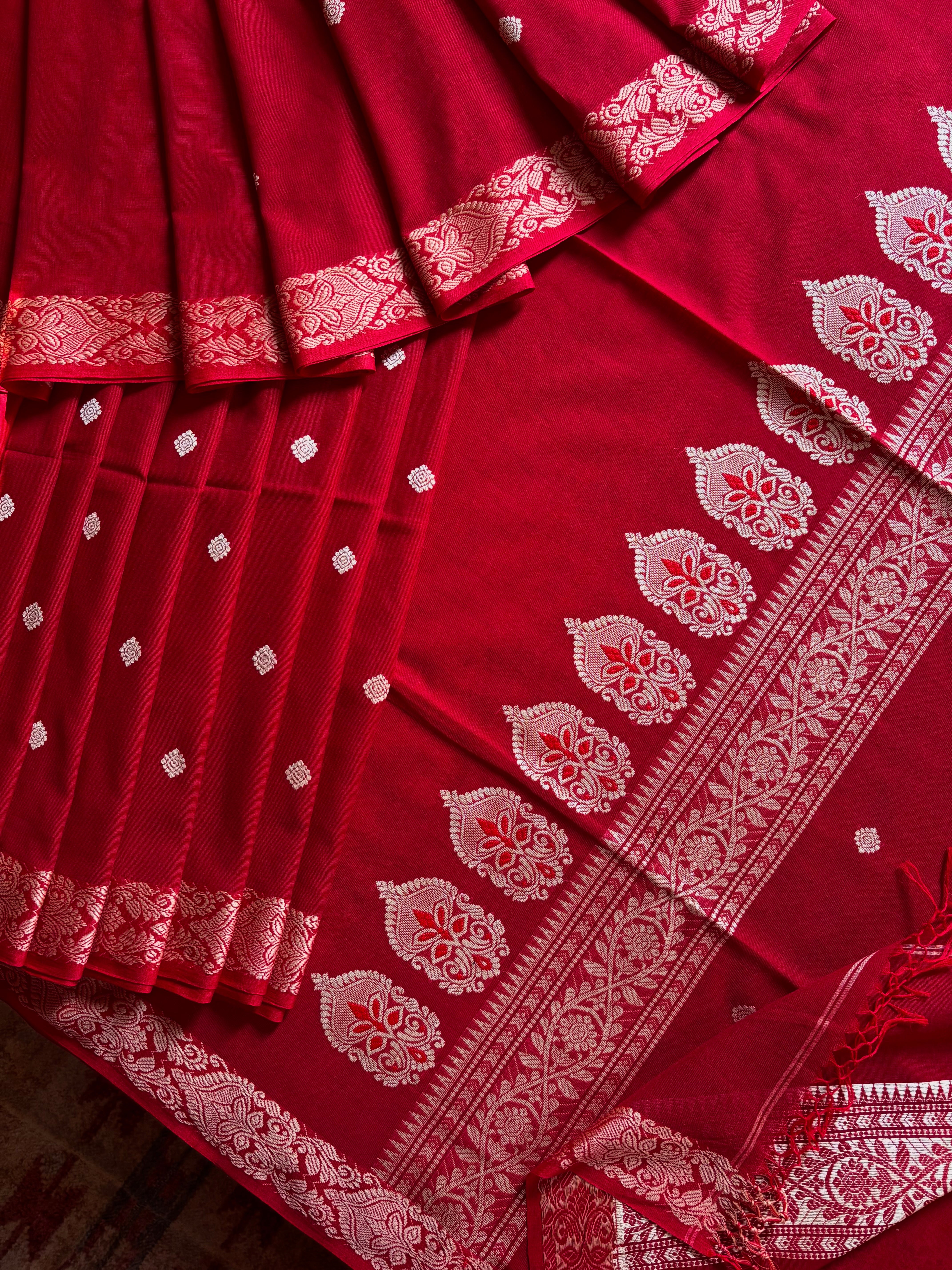 Handwoven Red Beige Phulia Cotton Saree