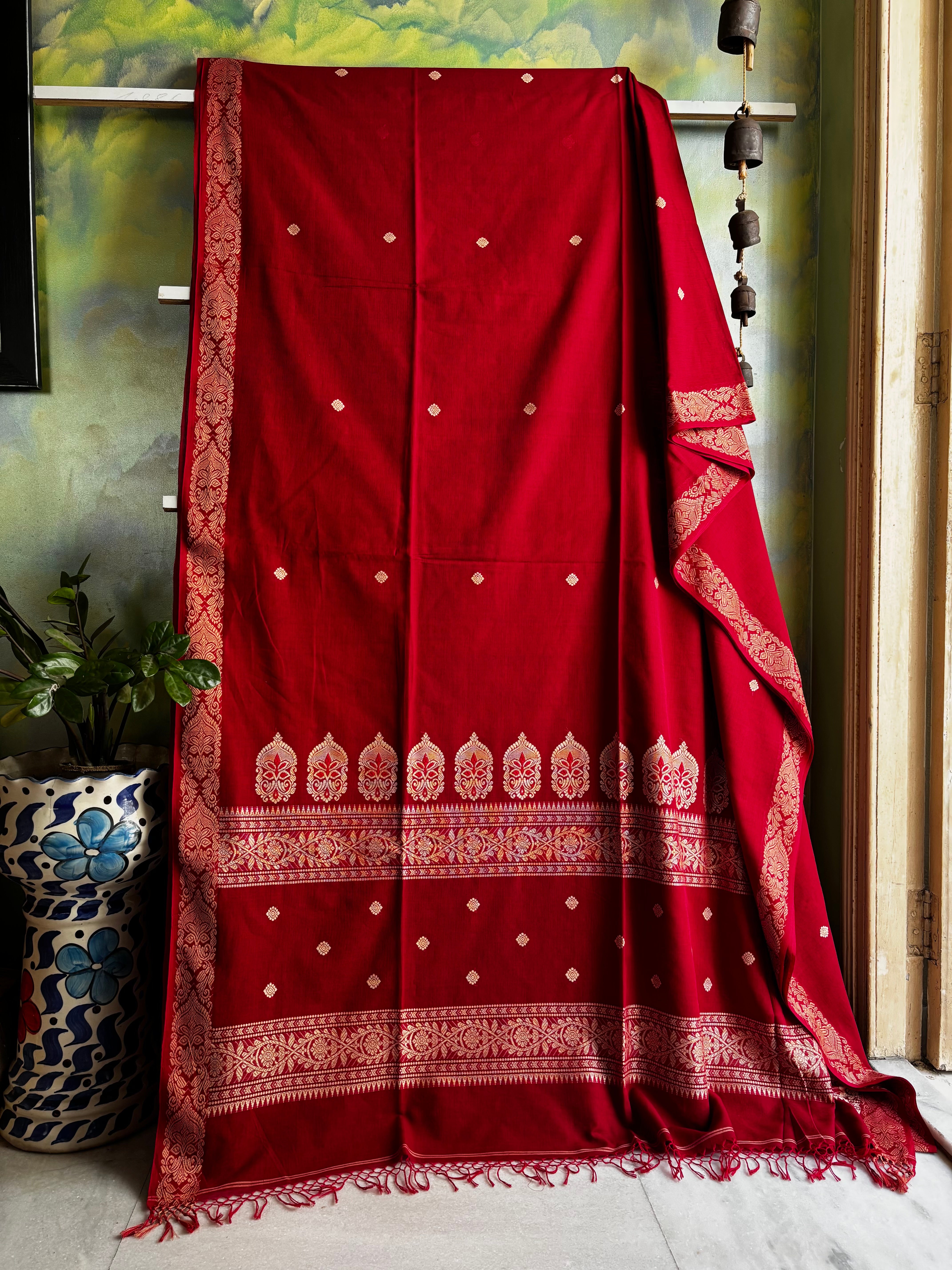 Handwoven Red Beige Phulia Cotton Saree