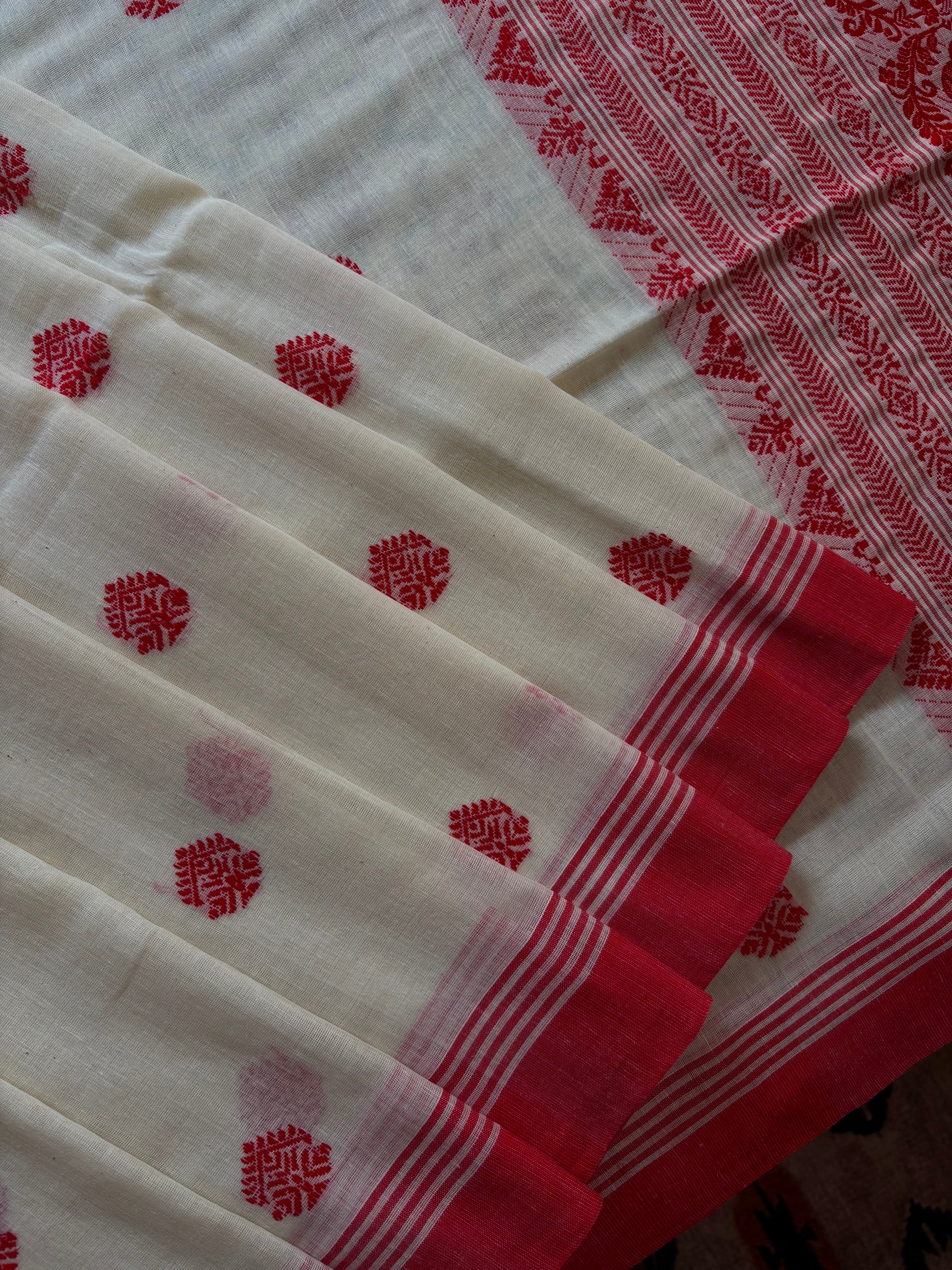 Handwoven Cream White Red Cotton Baluchari Saree