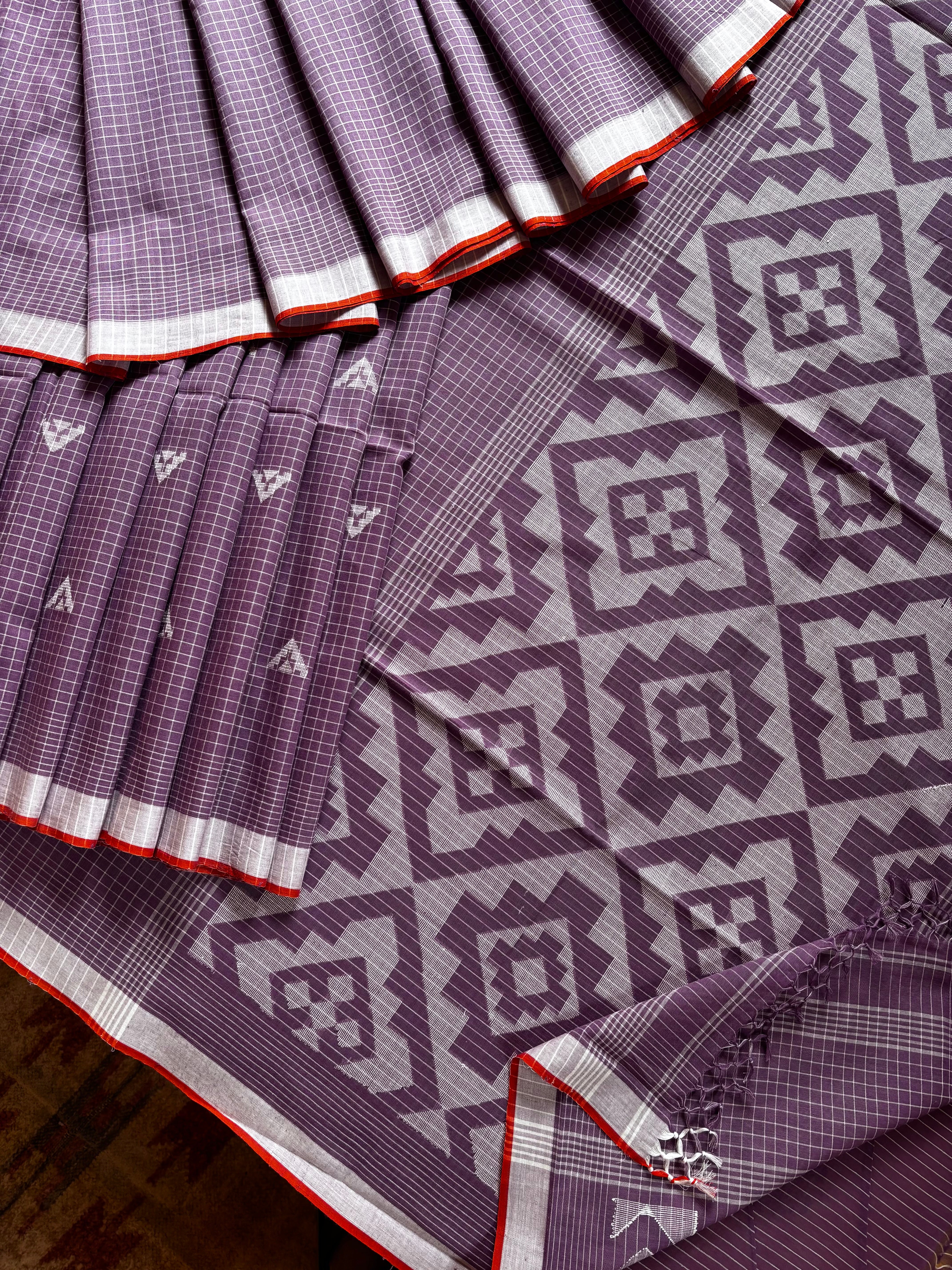 Handwoven Dusty Lavender Cotton Jamdani Saree