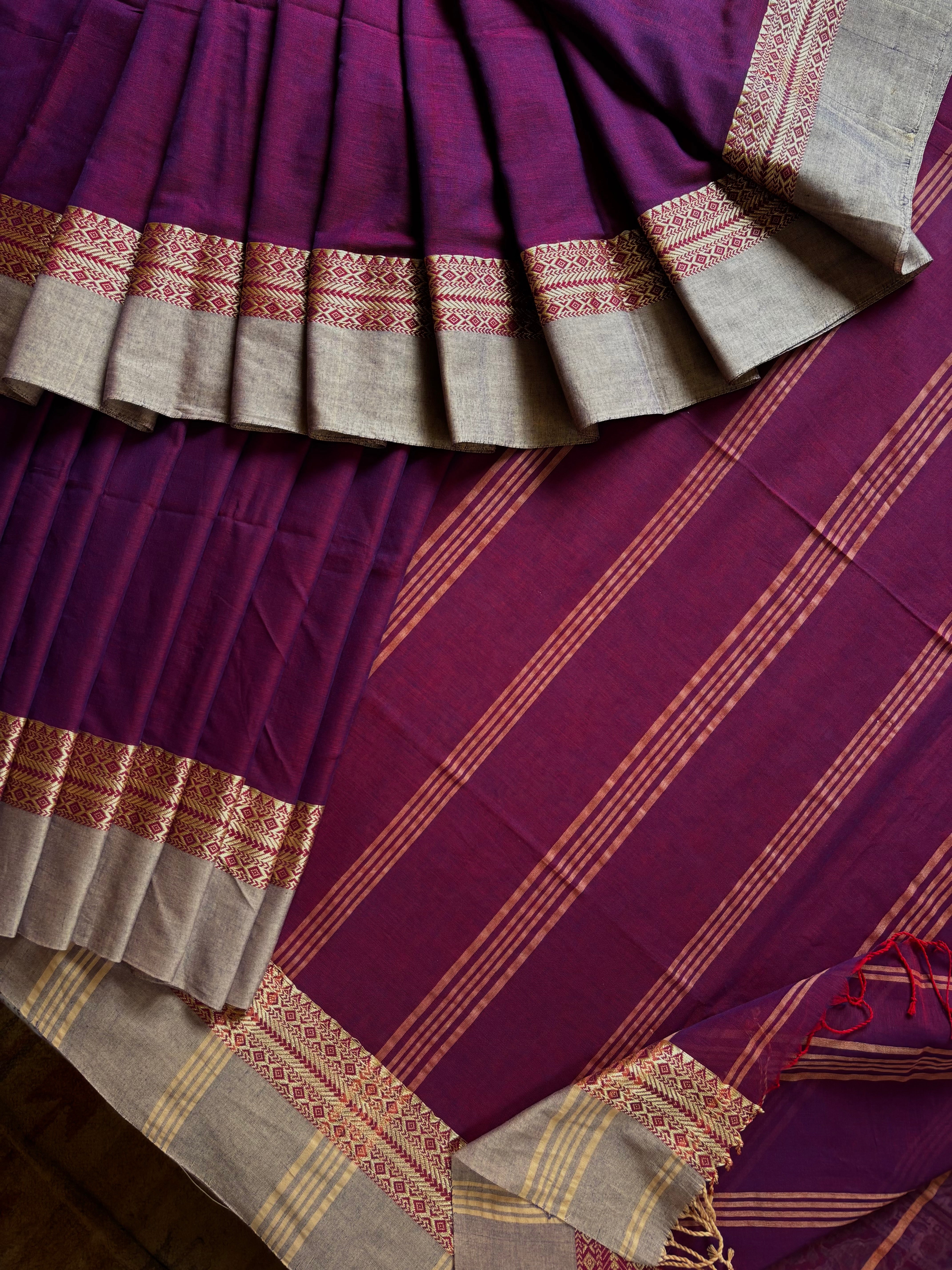 Handwoven Dual Toned Purple Colour Phulia Cotton Saree