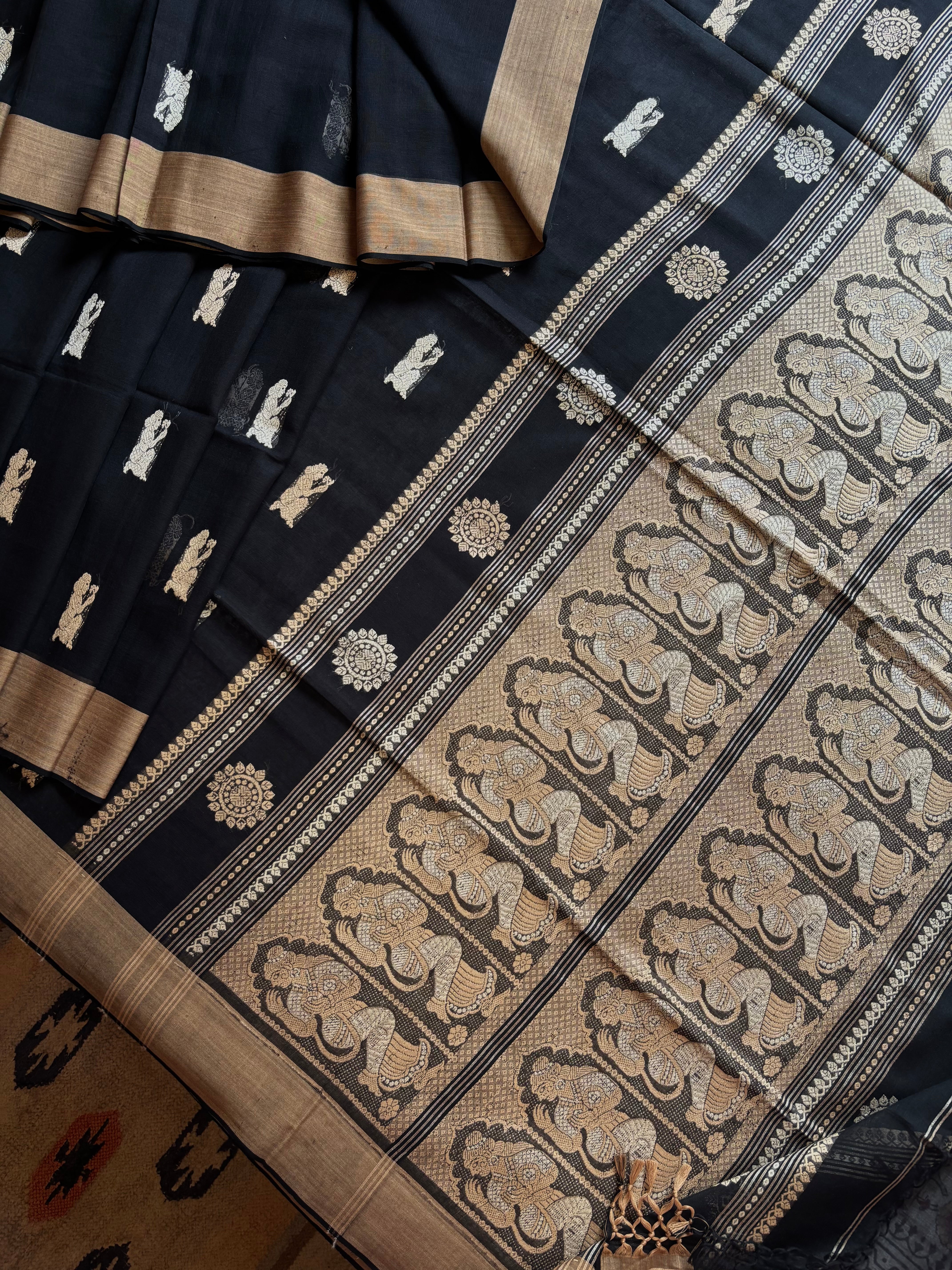 Handwoven Black Beige Cotton Baluchari Saree