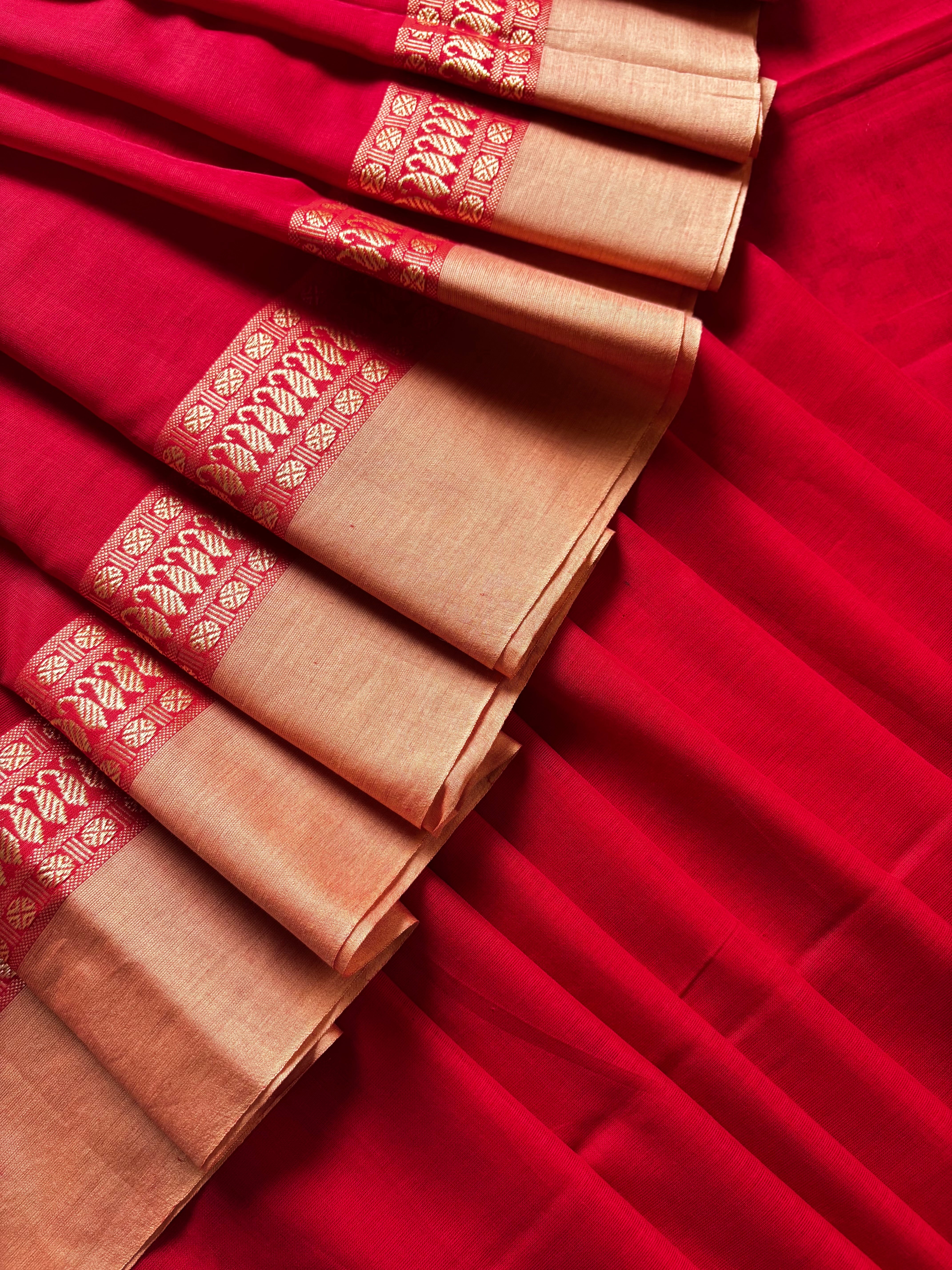 Handwoven Red Colour Phulia Cotton Saree