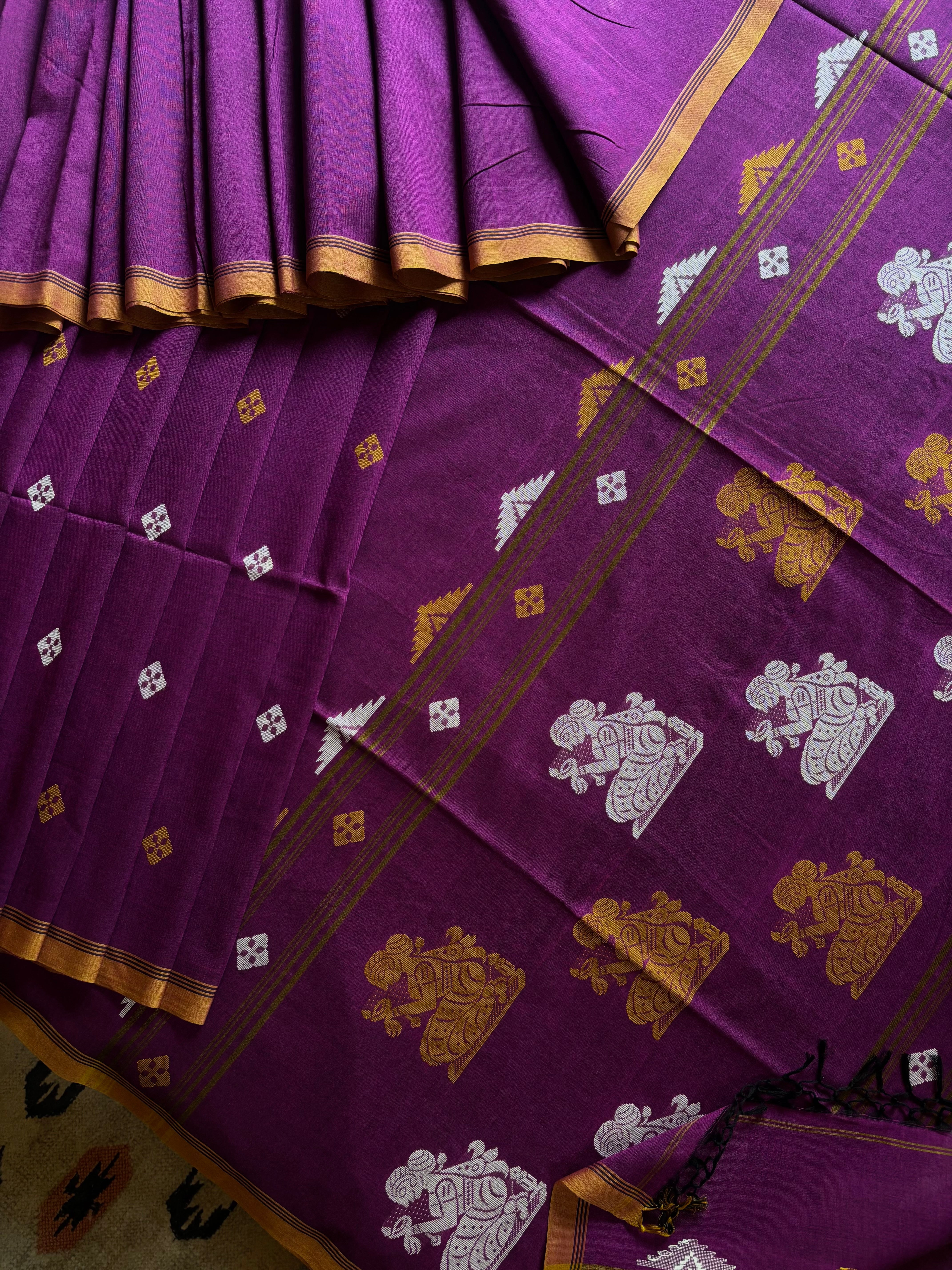 Handwoven Purple Cotton Jamdani Saree