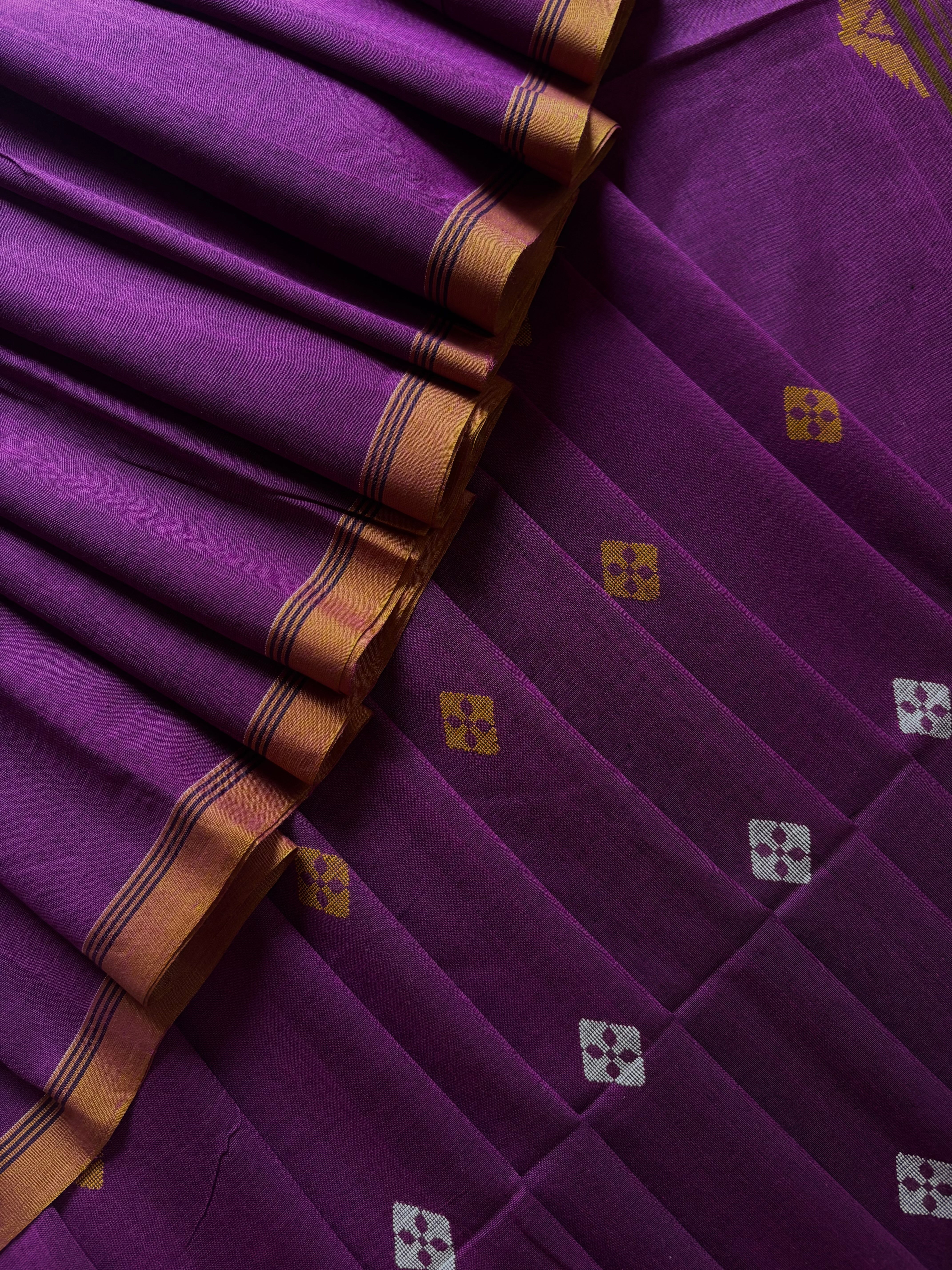 Handwoven Purple Cotton Jamdani Saree