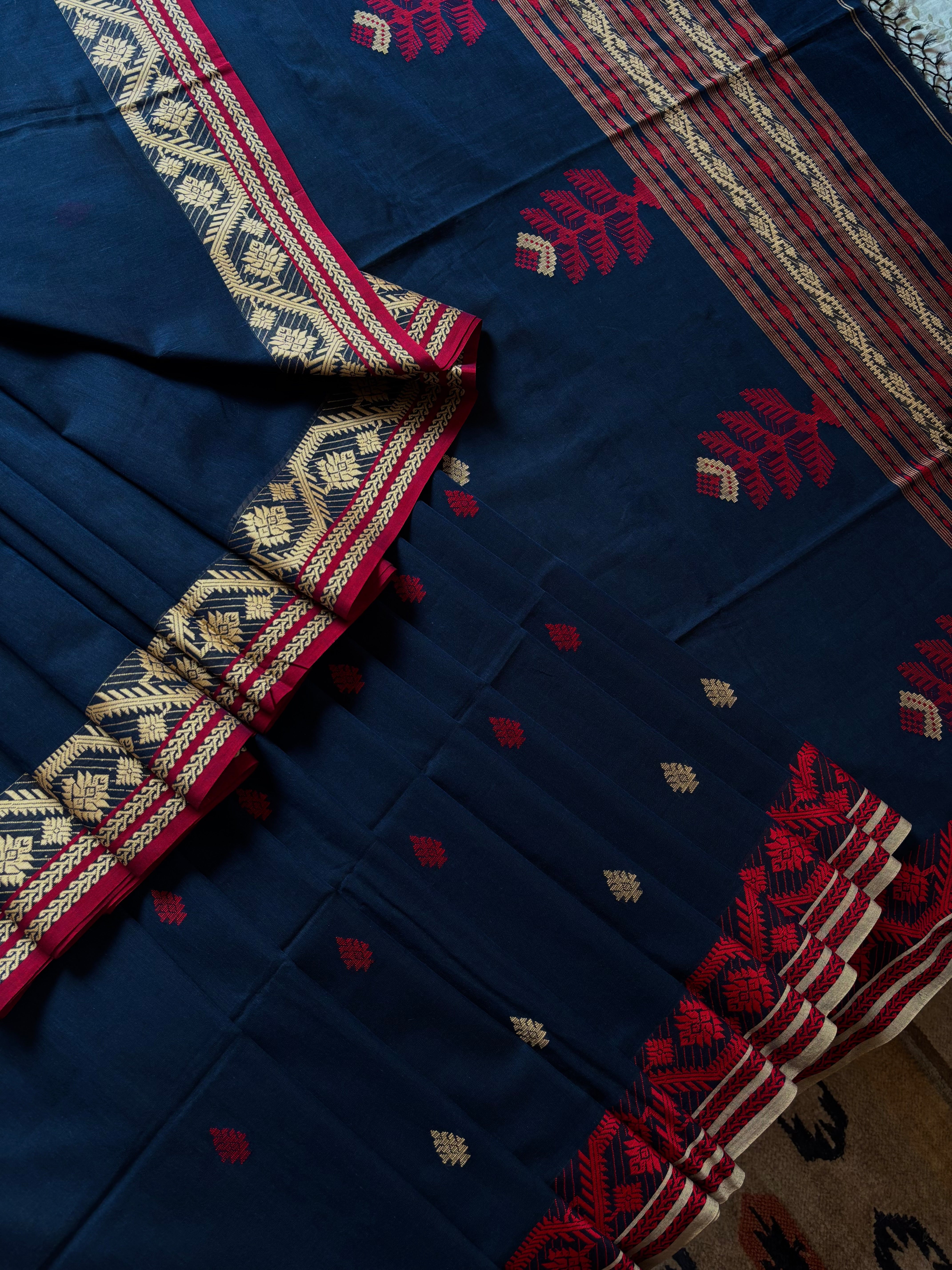 Handwoven Navy Phulia Cotton Saree