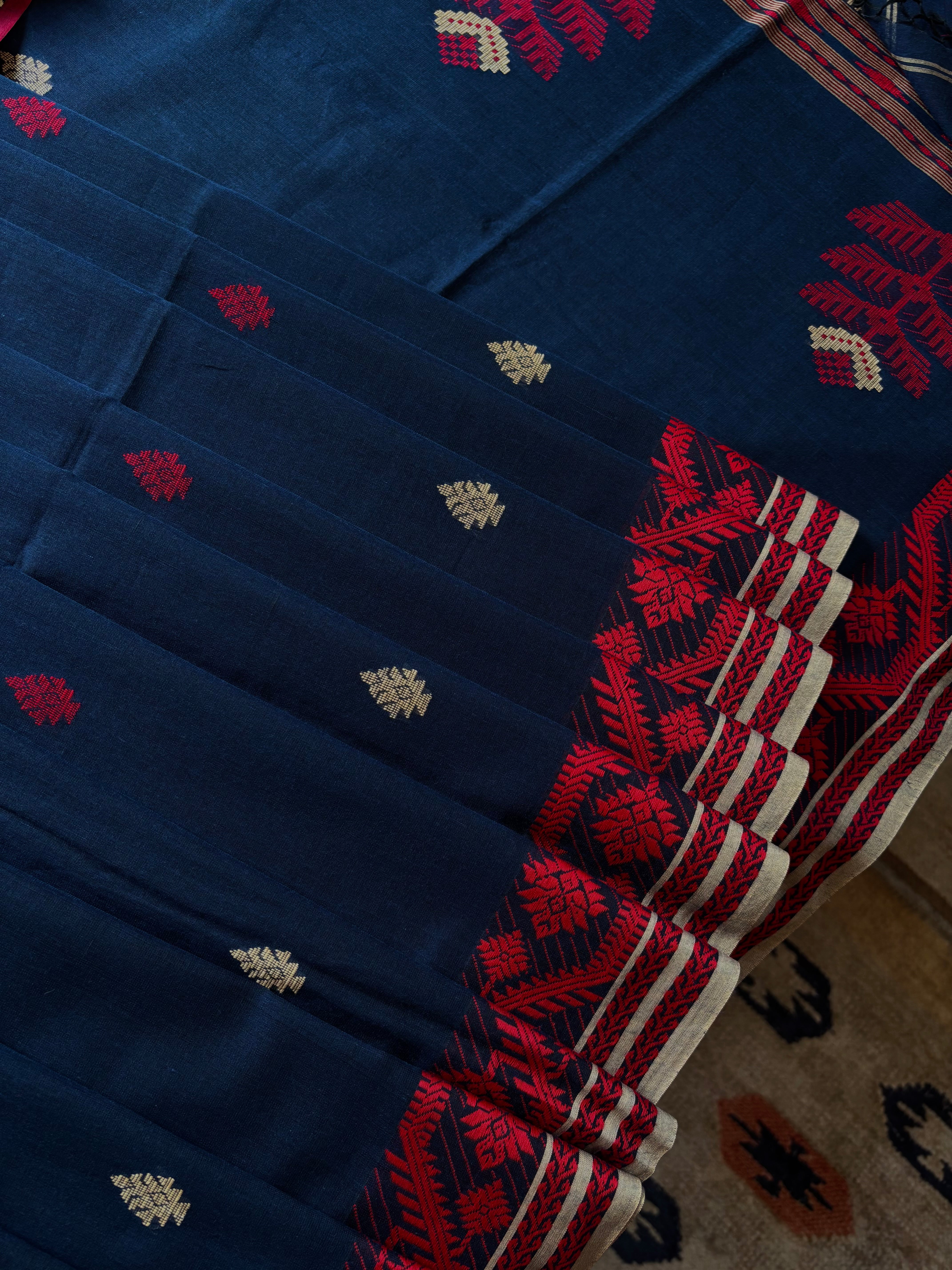 Handwoven Navy Phulia Cotton Saree