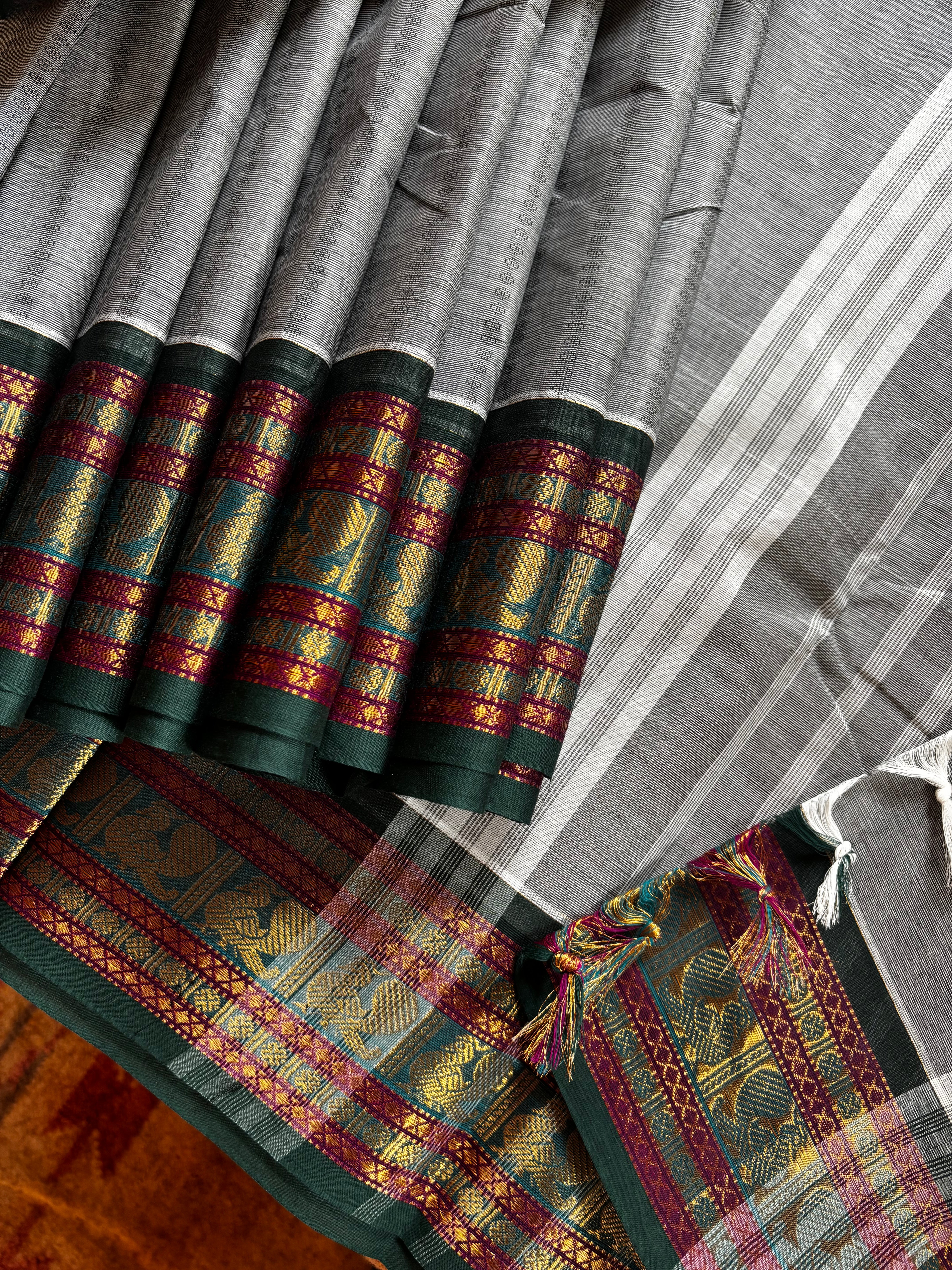 Pure Cotton Grey Colour Kanchi Cotton Saree