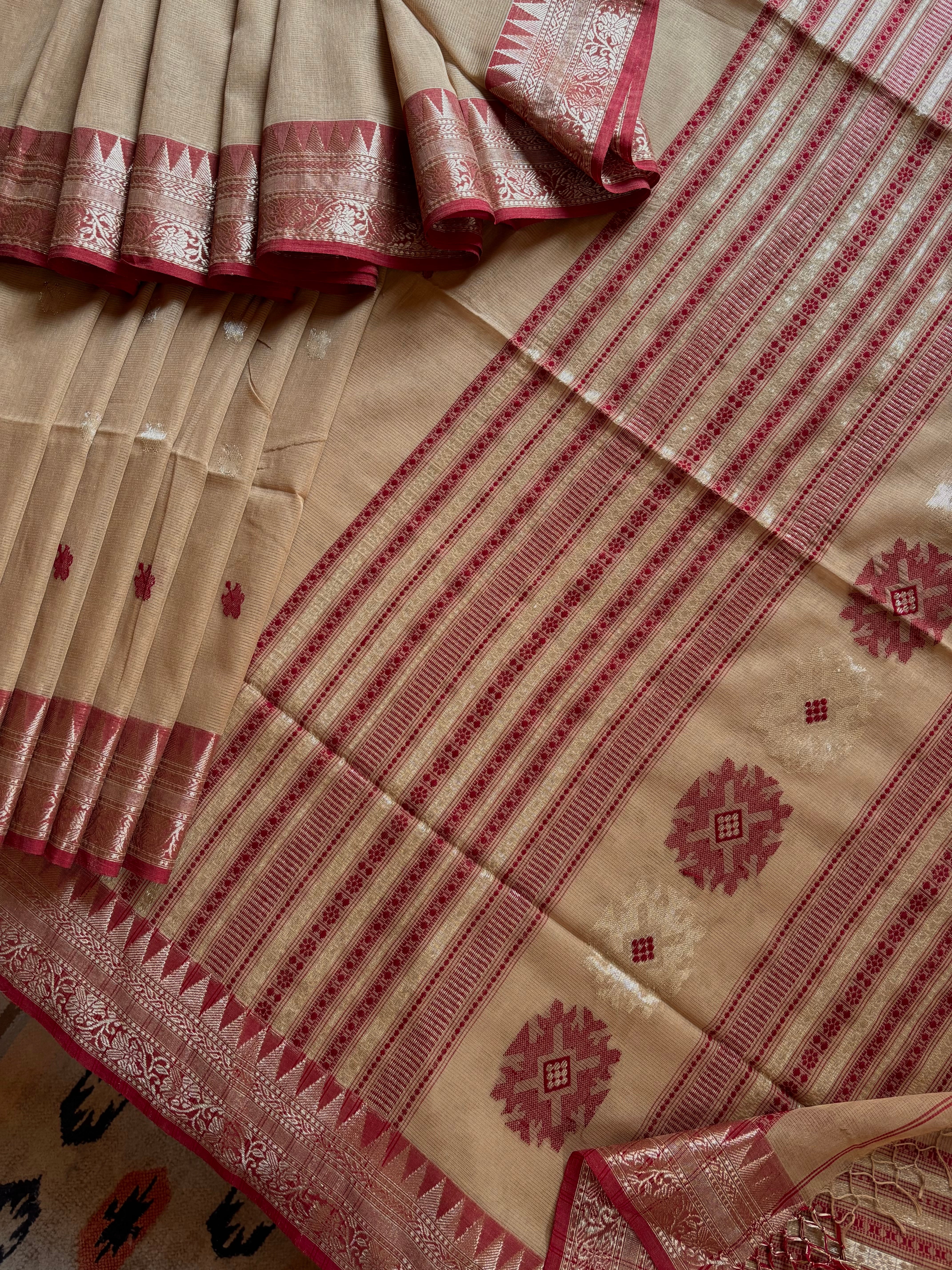 Handwoven Beige Maroon Phulia Cotton Saree