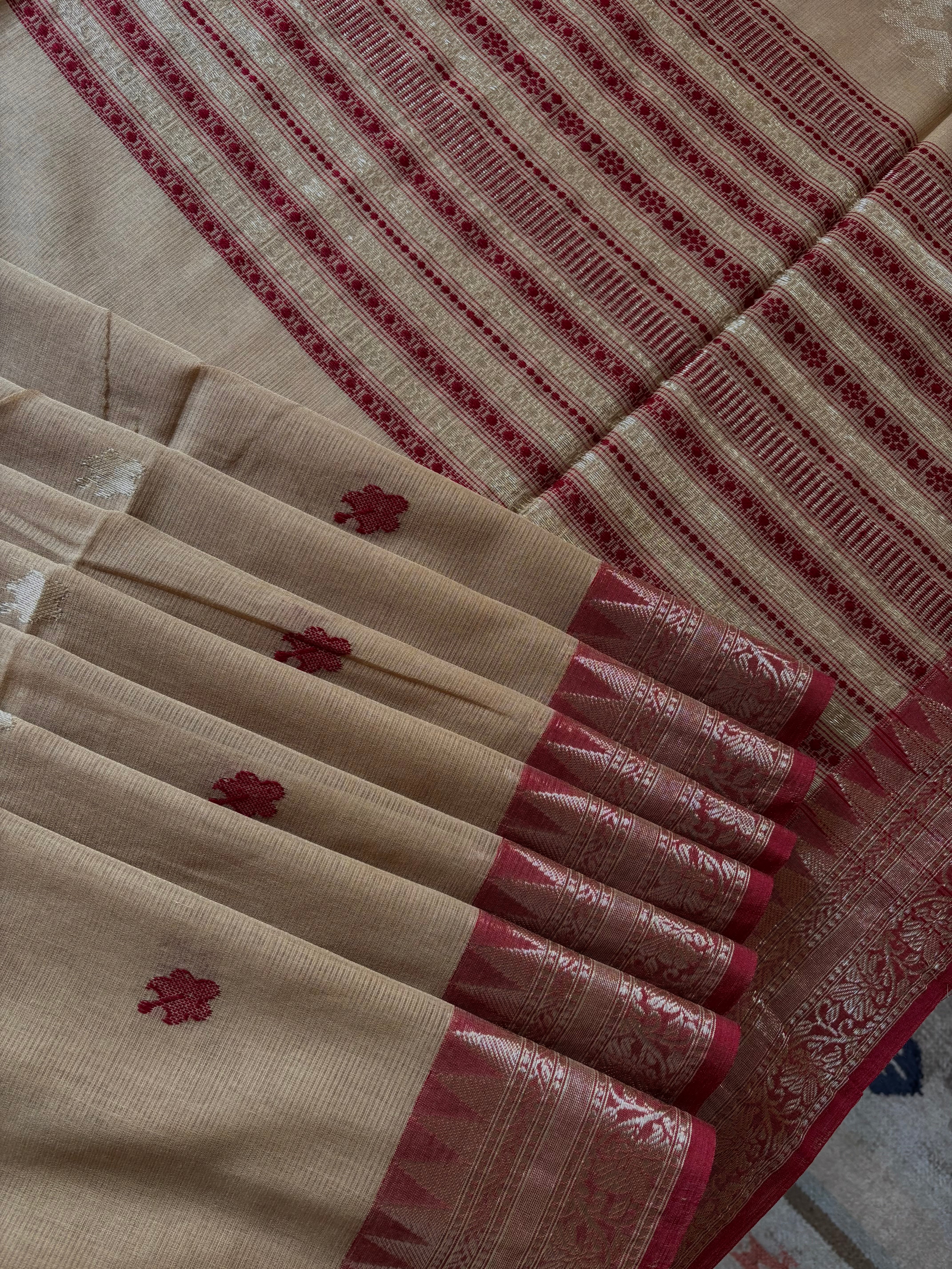 Handwoven Beige Maroon Phulia Cotton Saree