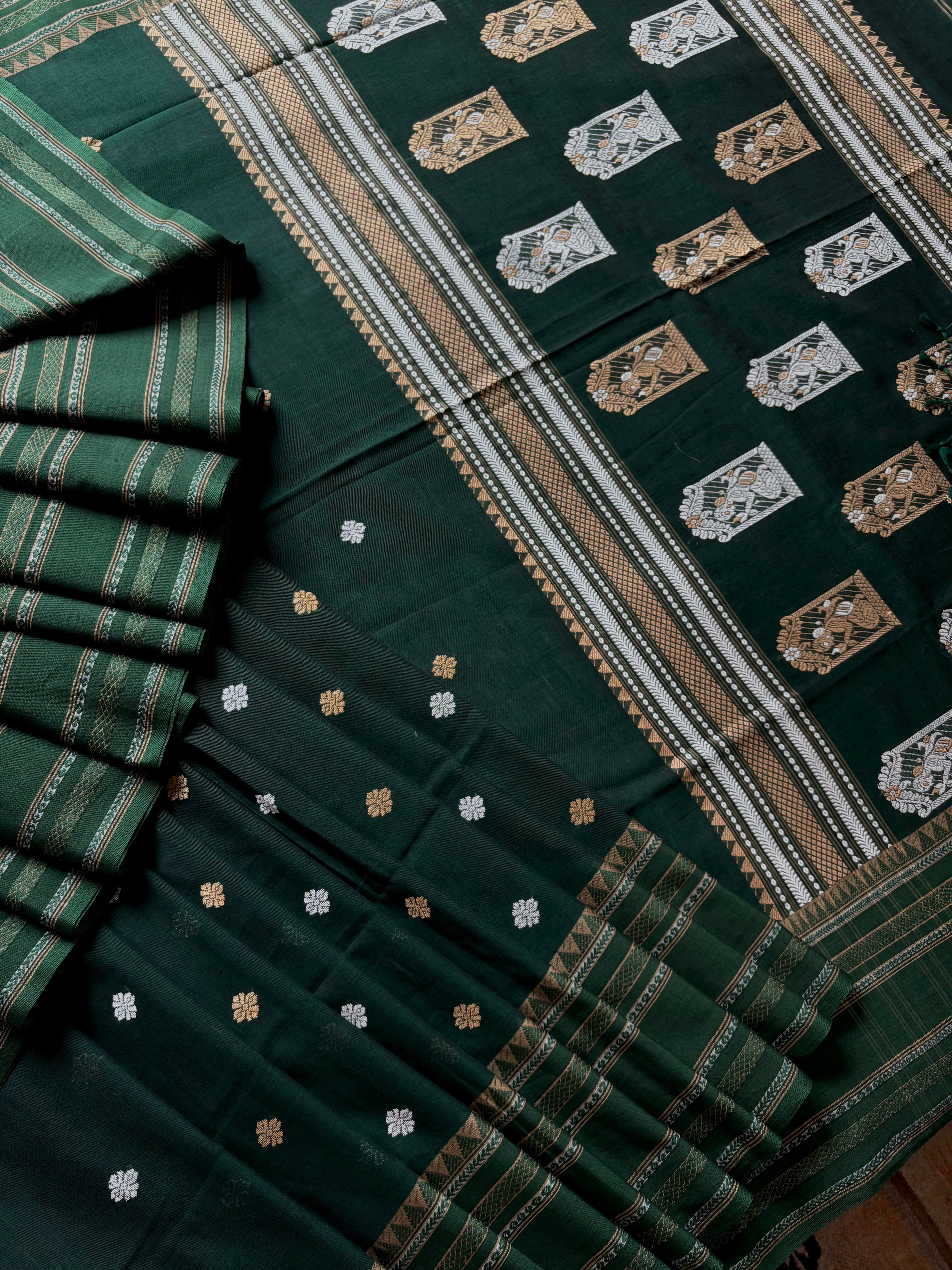 Handwoven Dark Bottle Green Phulia Cotton Saree