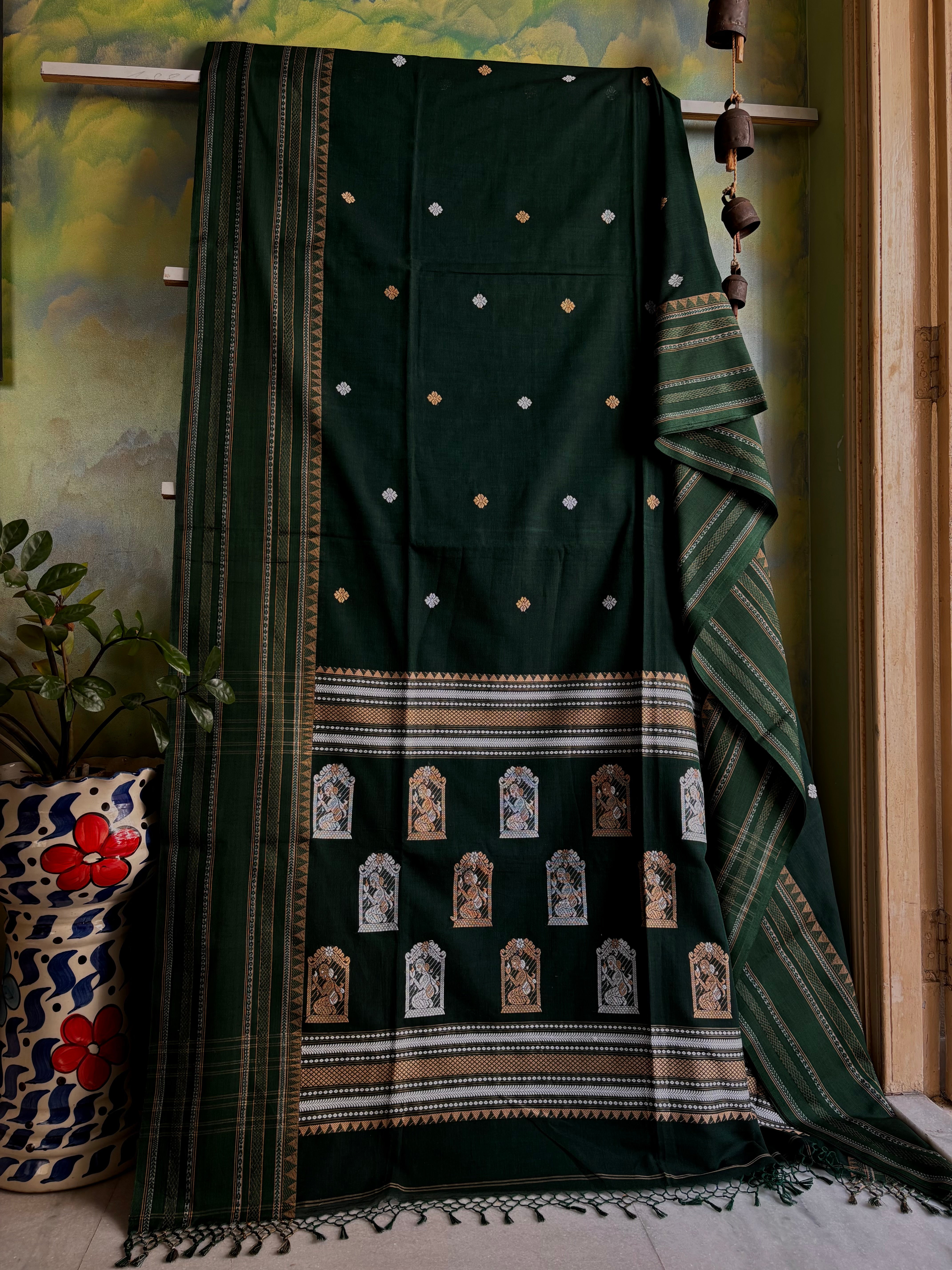 Handwoven Dark Bottle Green Phulia Cotton Saree