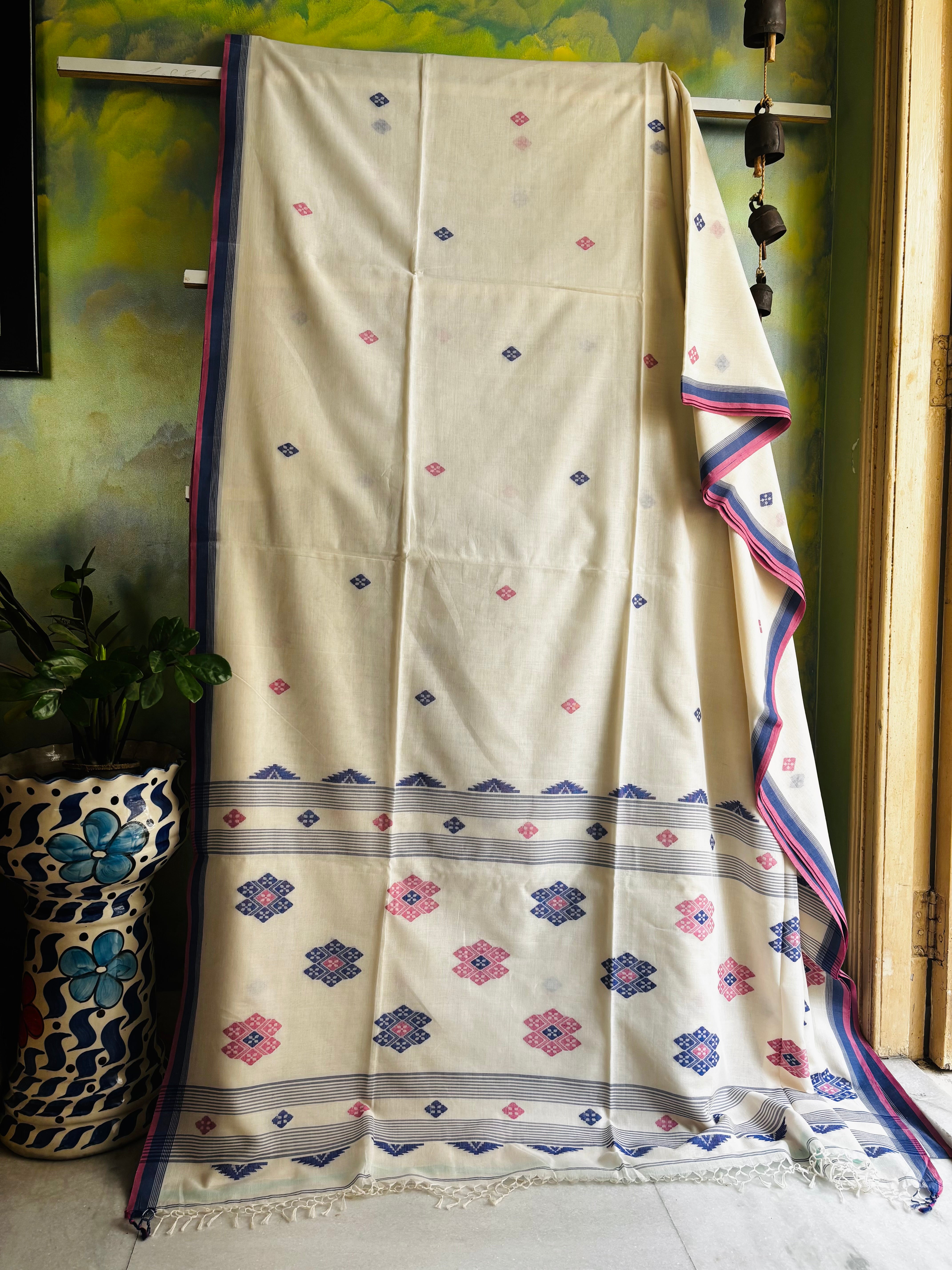 Handwoven Cream Colour Cotton Jamdani Saree