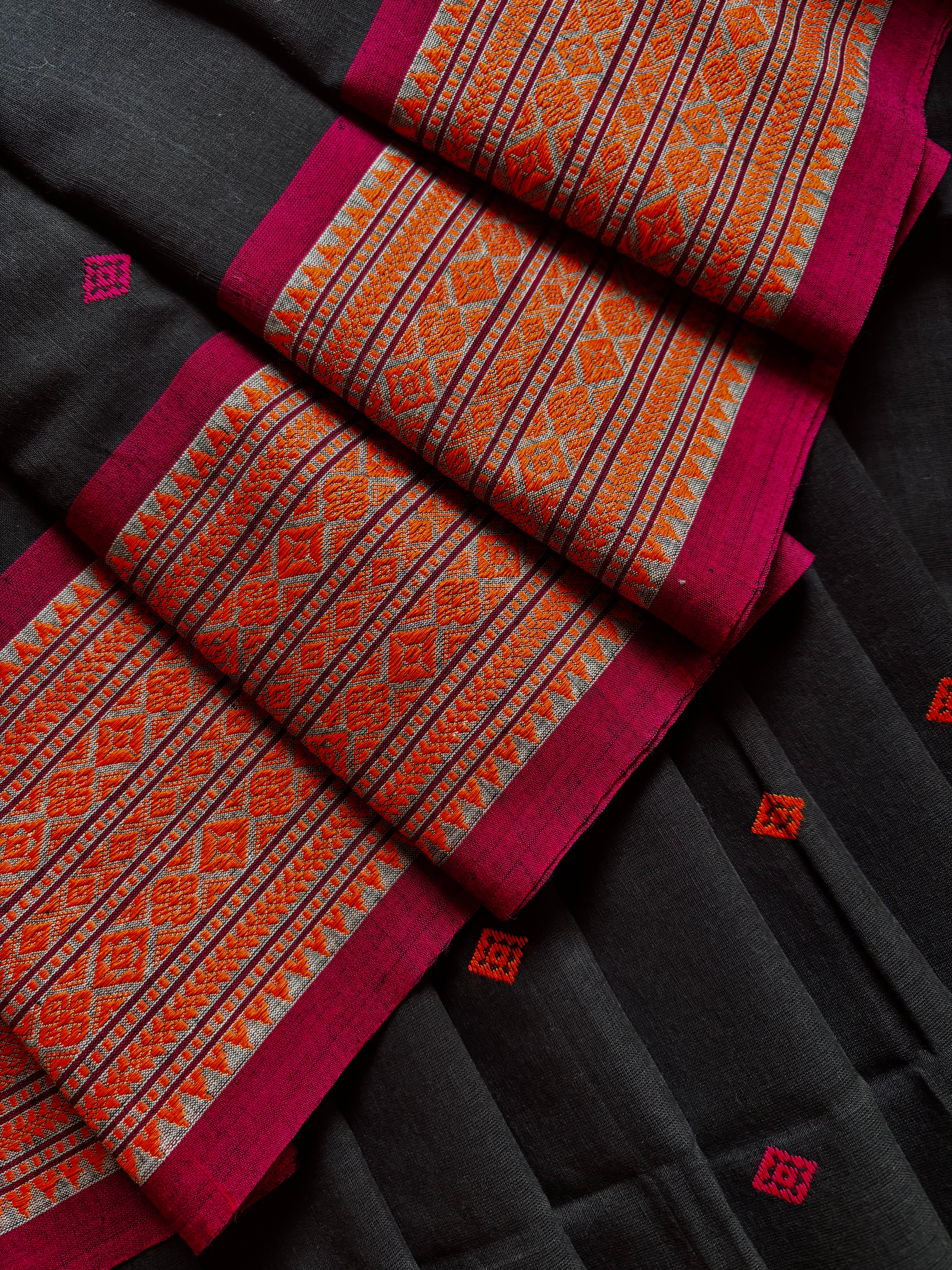 Handwoven Black Colour Phulia Cotton Saree