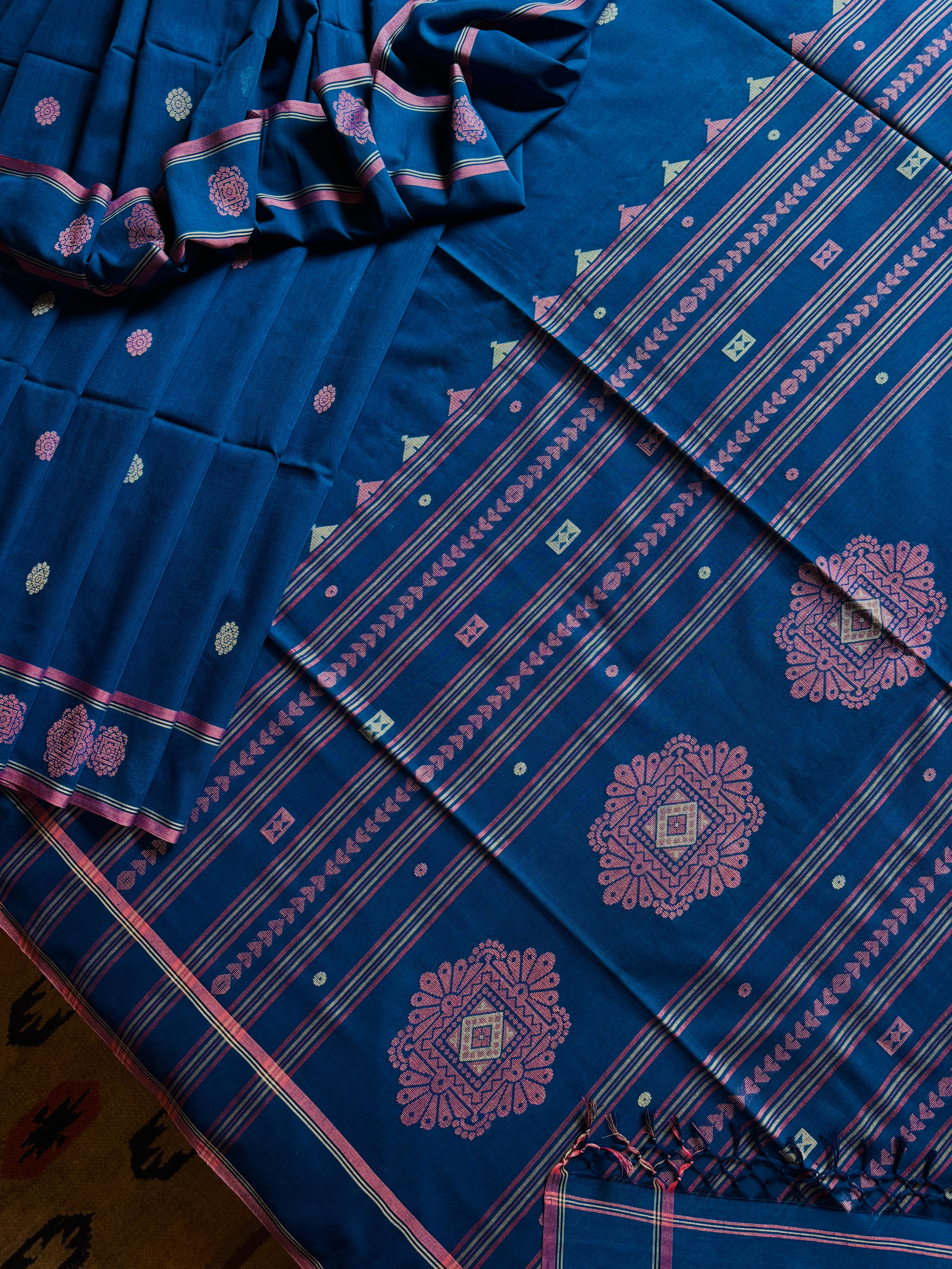 Handwoven Royal Blue Cotton Jamdani Saree