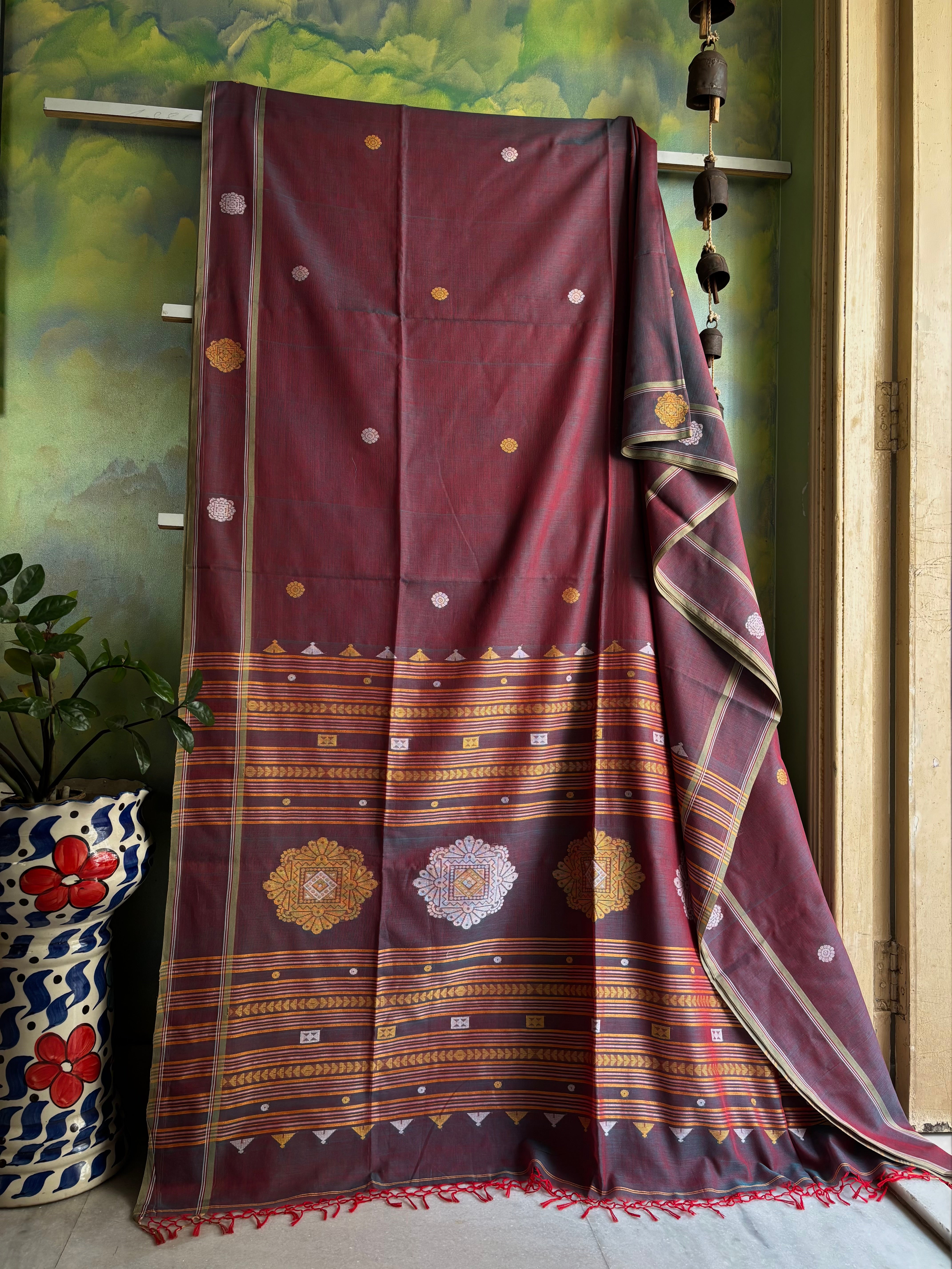 Handwoven Red Rama Green Dual Toned Cotton Jamdani Saree