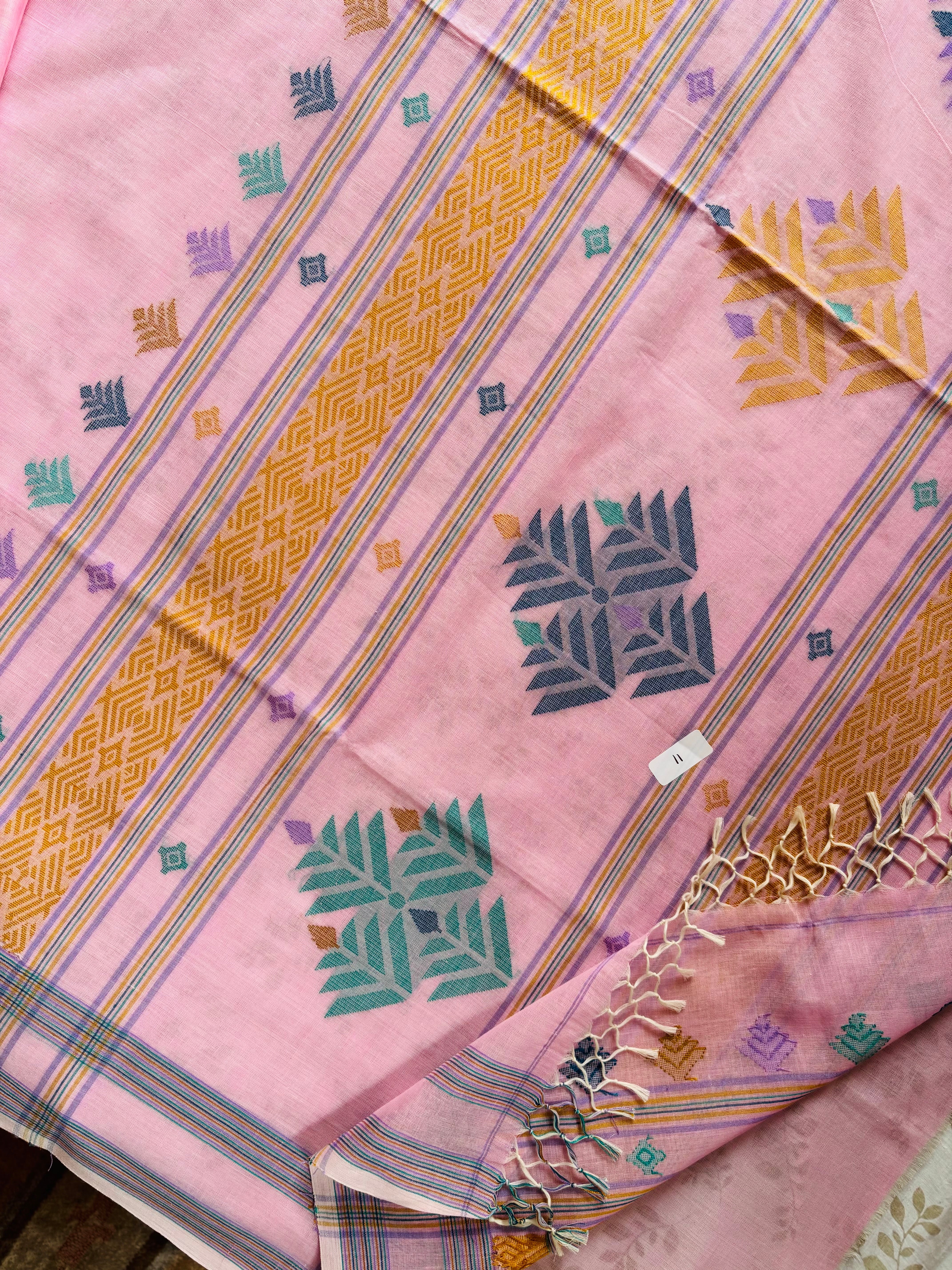 Handwoven Pink Colour Cotton Jamdani Saree