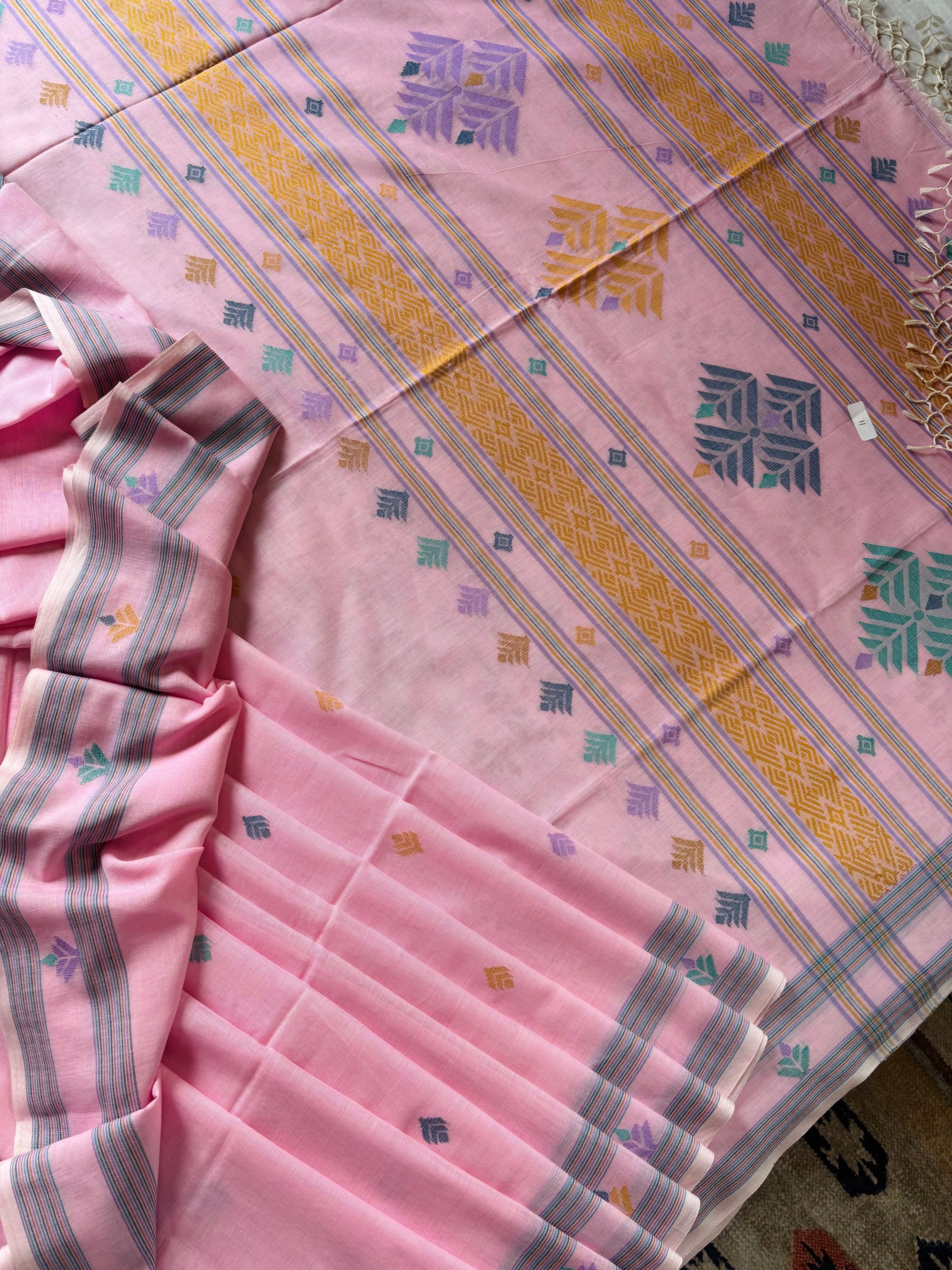 Handwoven Pink Colour Cotton Jamdani Saree