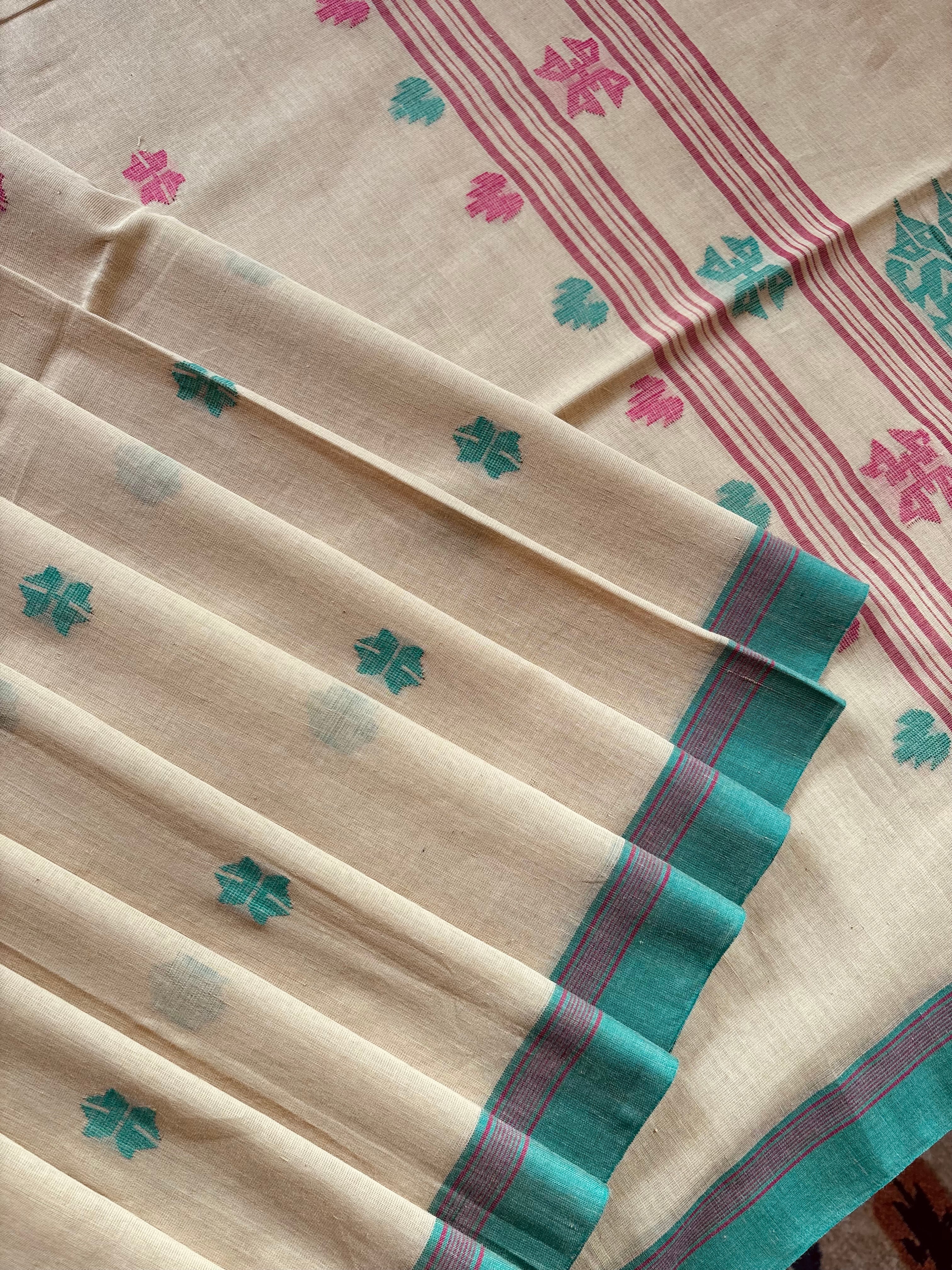 Handwoven Beige Colour Cotton Jamdani Saree