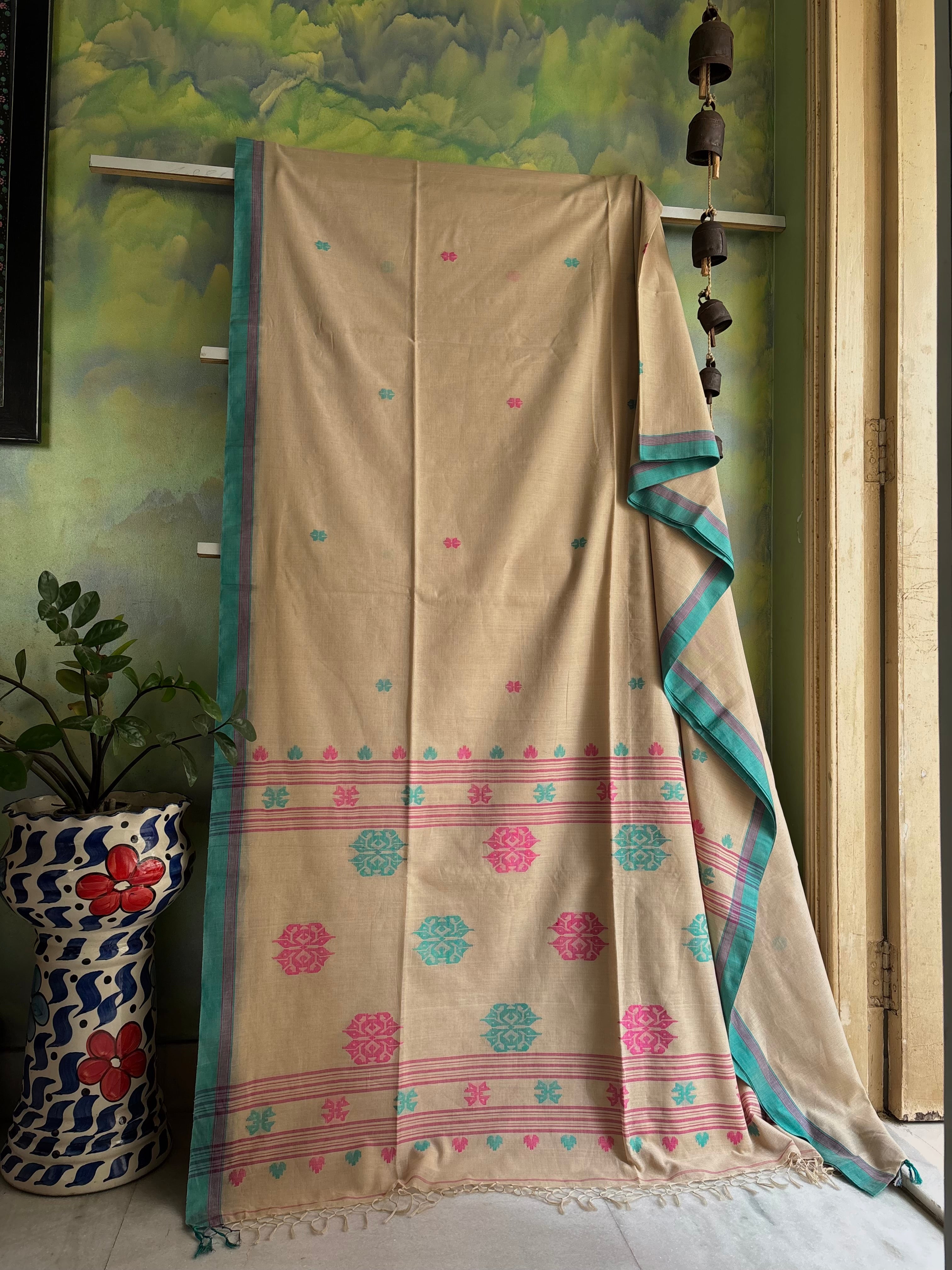 Handwoven Beige Colour Cotton Jamdani Saree