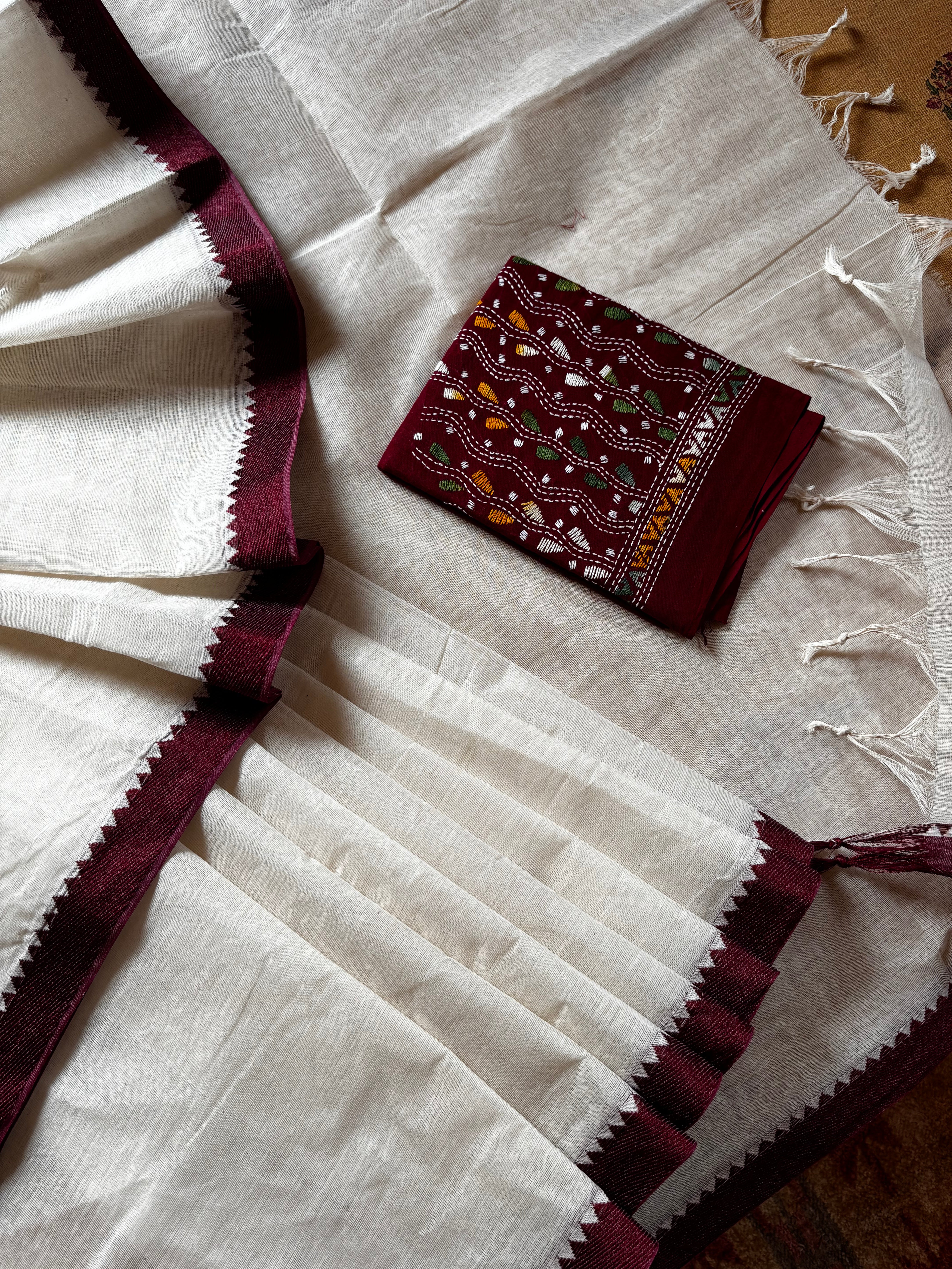 Handwoven Satin Border Dhonekhali Cotton Saree