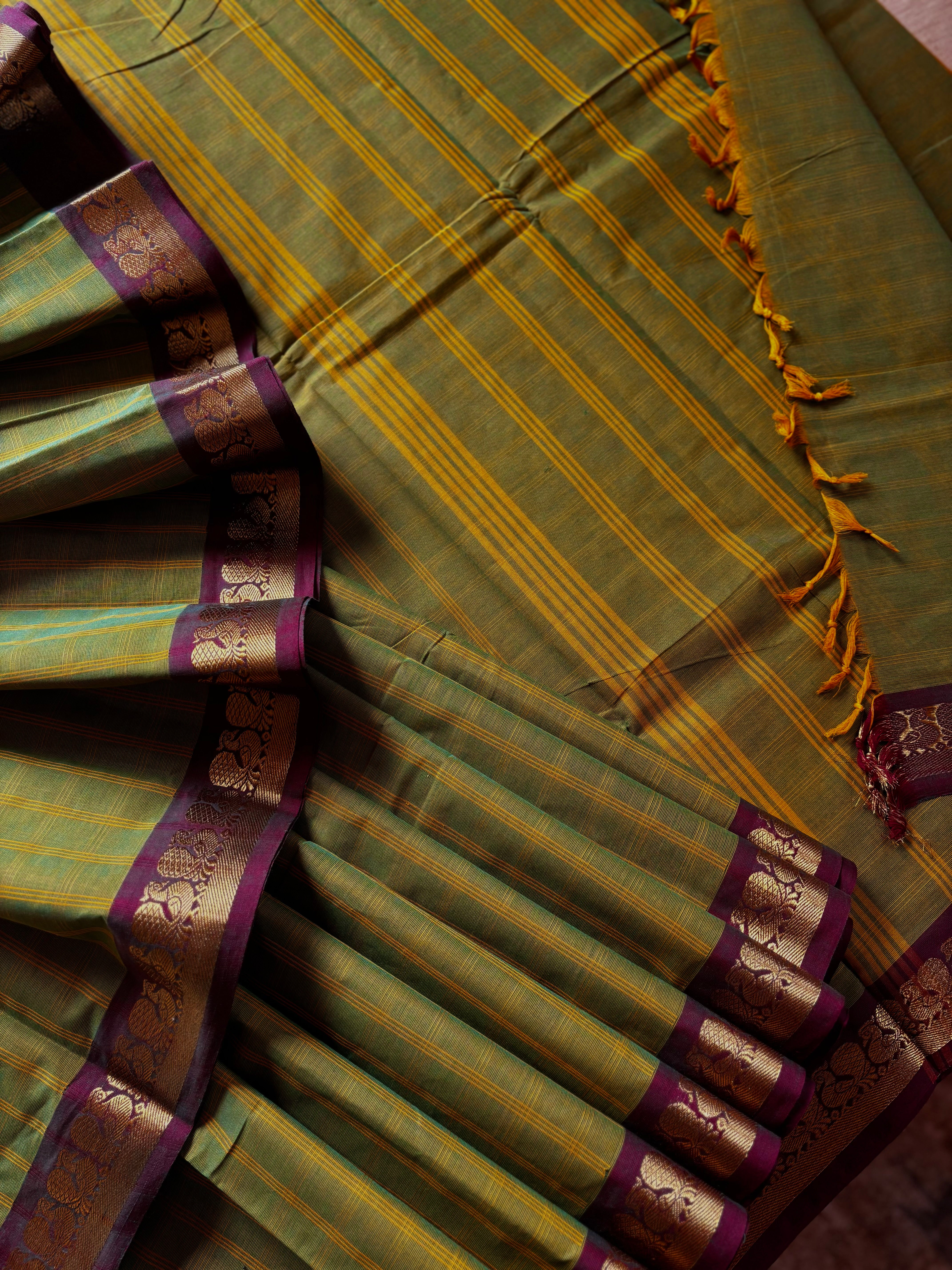Pure Cotton Dual Toned Green Kanchi Cotton Saree
