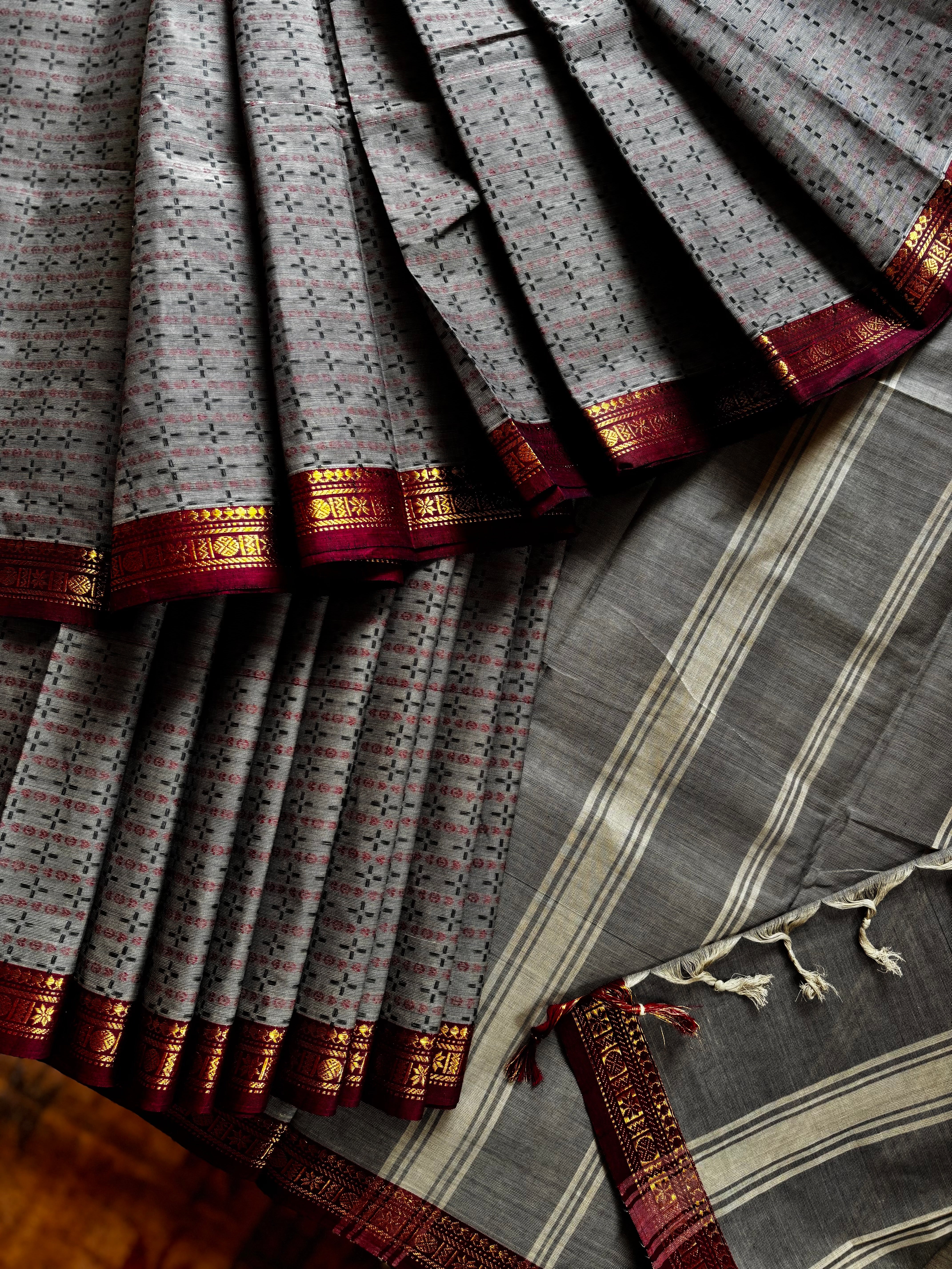 Pure Cotton Grey Kanchi Cotton Saree