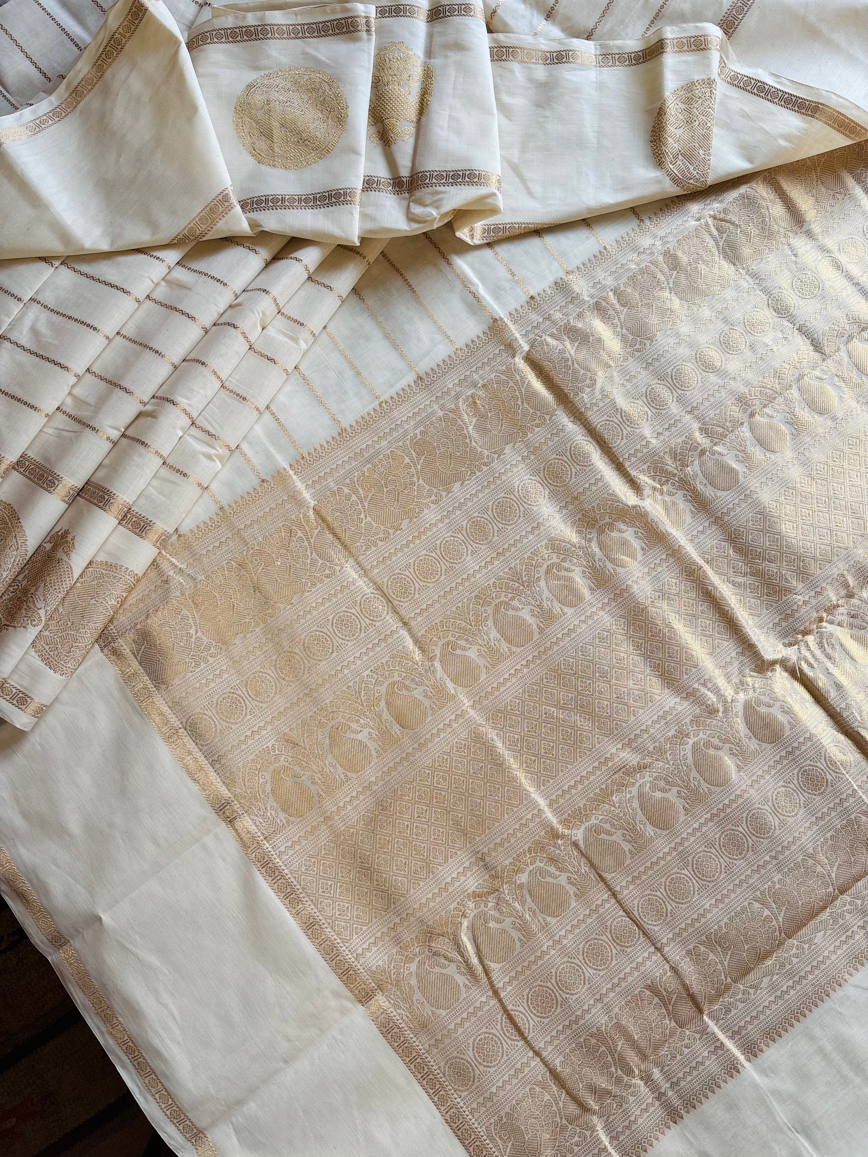 Handwoven Offwhite Gold Cotton Kanchipuram Saree