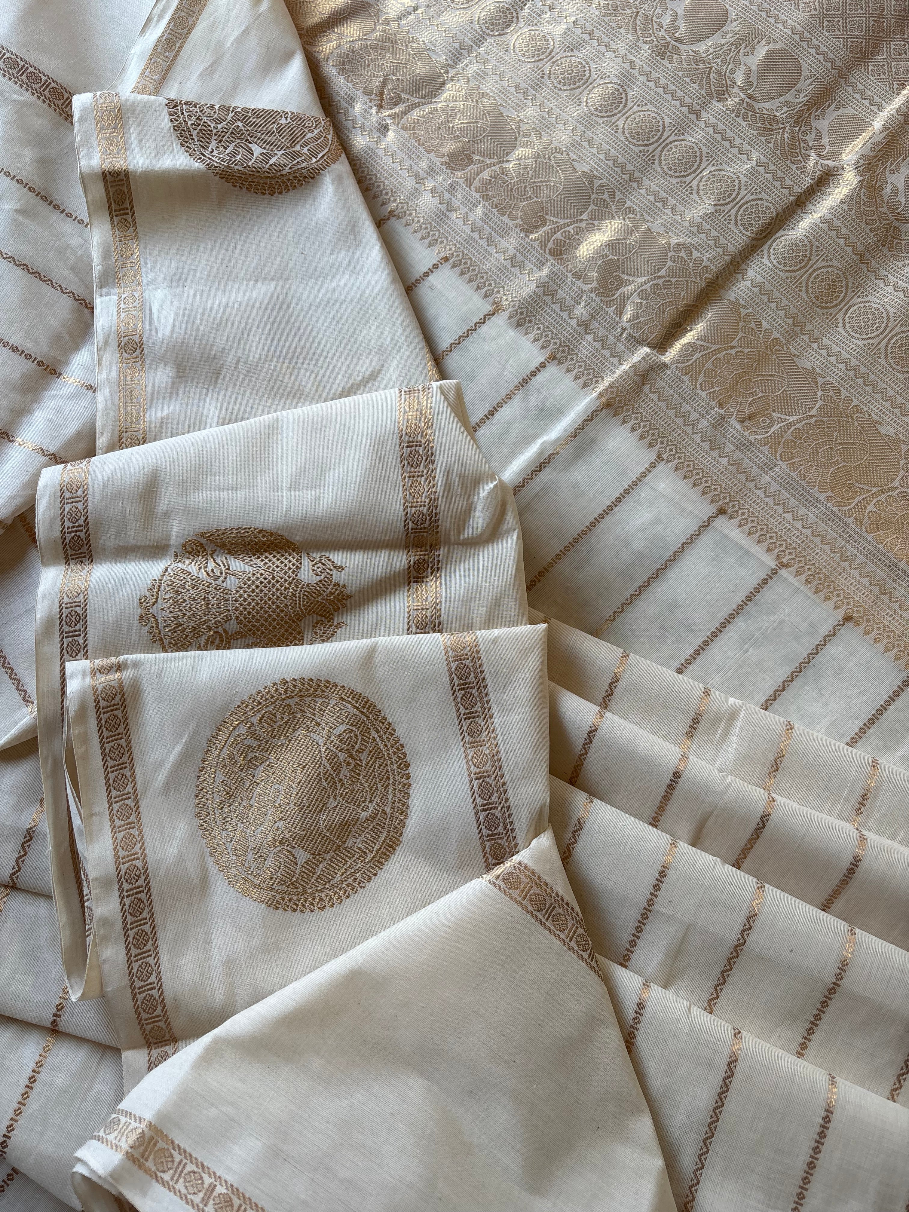 Handwoven Offwhite Gold Cotton Kanchipuram Saree